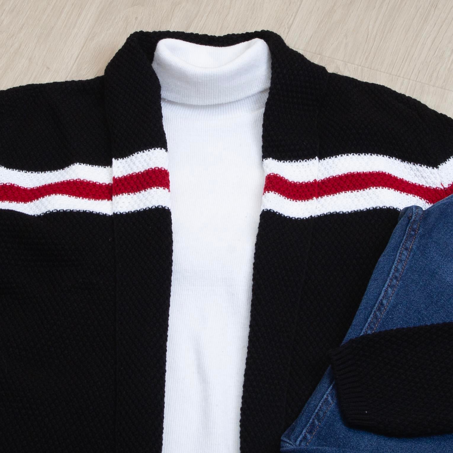 Çizgi Detaylı Hırka Boğazlı Body Pantolon Ayakkabı Kombin