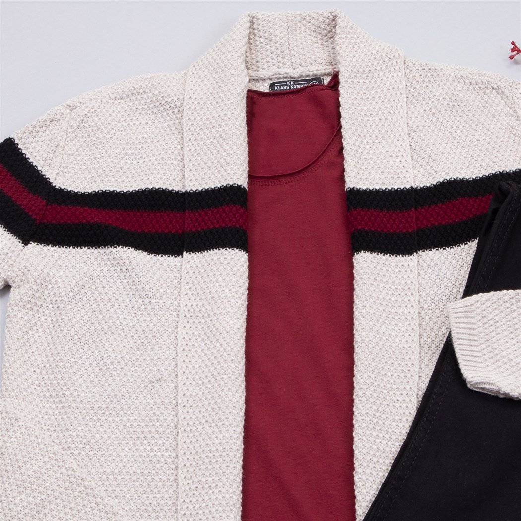 Çizgili Bej Hırka Tişört Pantolon Ayakkabı Kombin