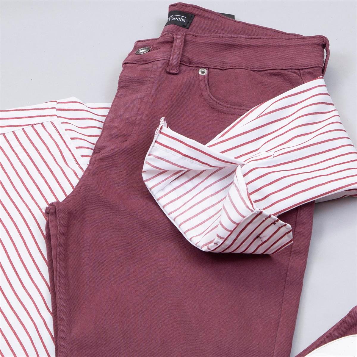 Çizgili Bordo Gömlek Pantolon Ayakkabı Kombin