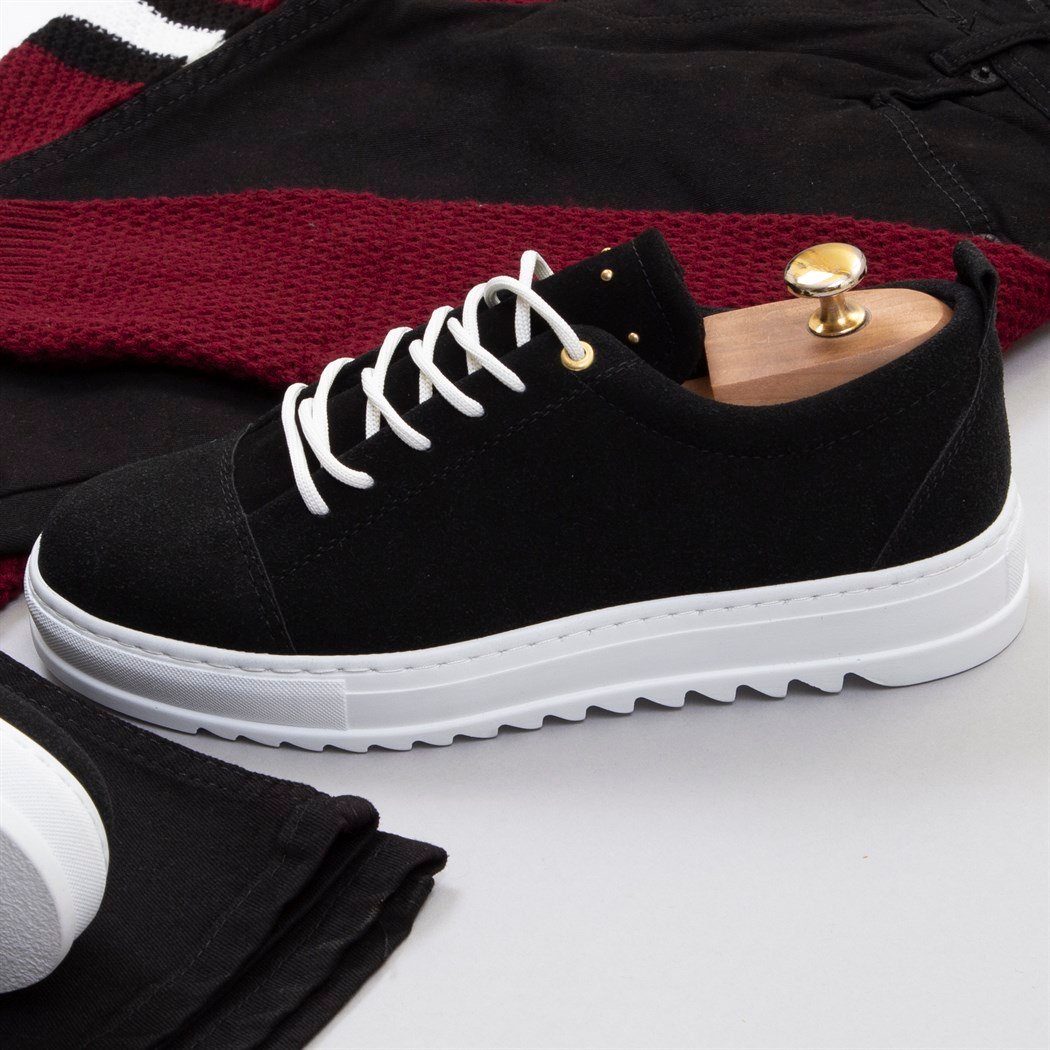 Çizgili Bordo Hırka Tişört Pantolon Ayakkabı Kombin