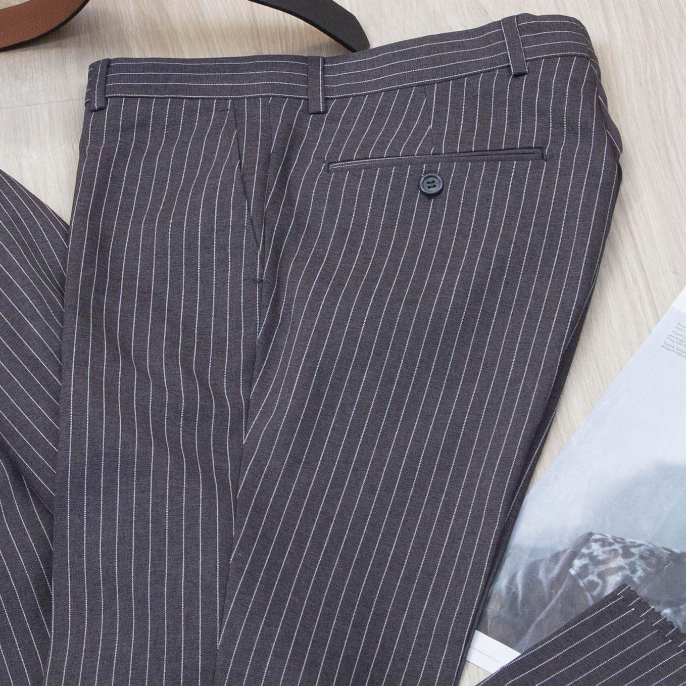 Çizgili Füme Kruvaze Takım Elbise Kombini