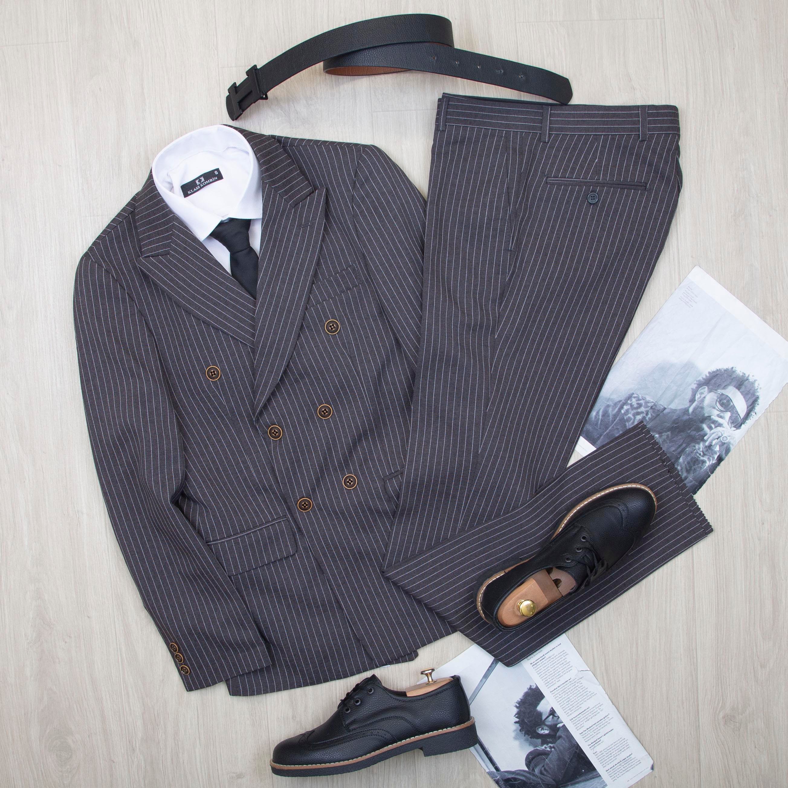 Çizgili Füme Kruvaze Takım Elbise Kombini