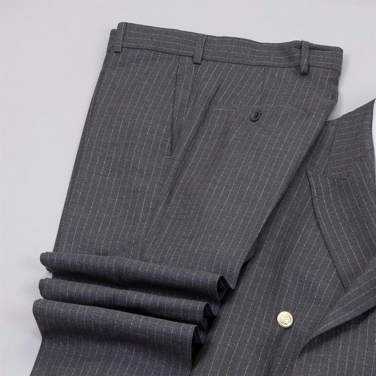 Çizgili Füme Kruvaze Takım Elbise Kombini