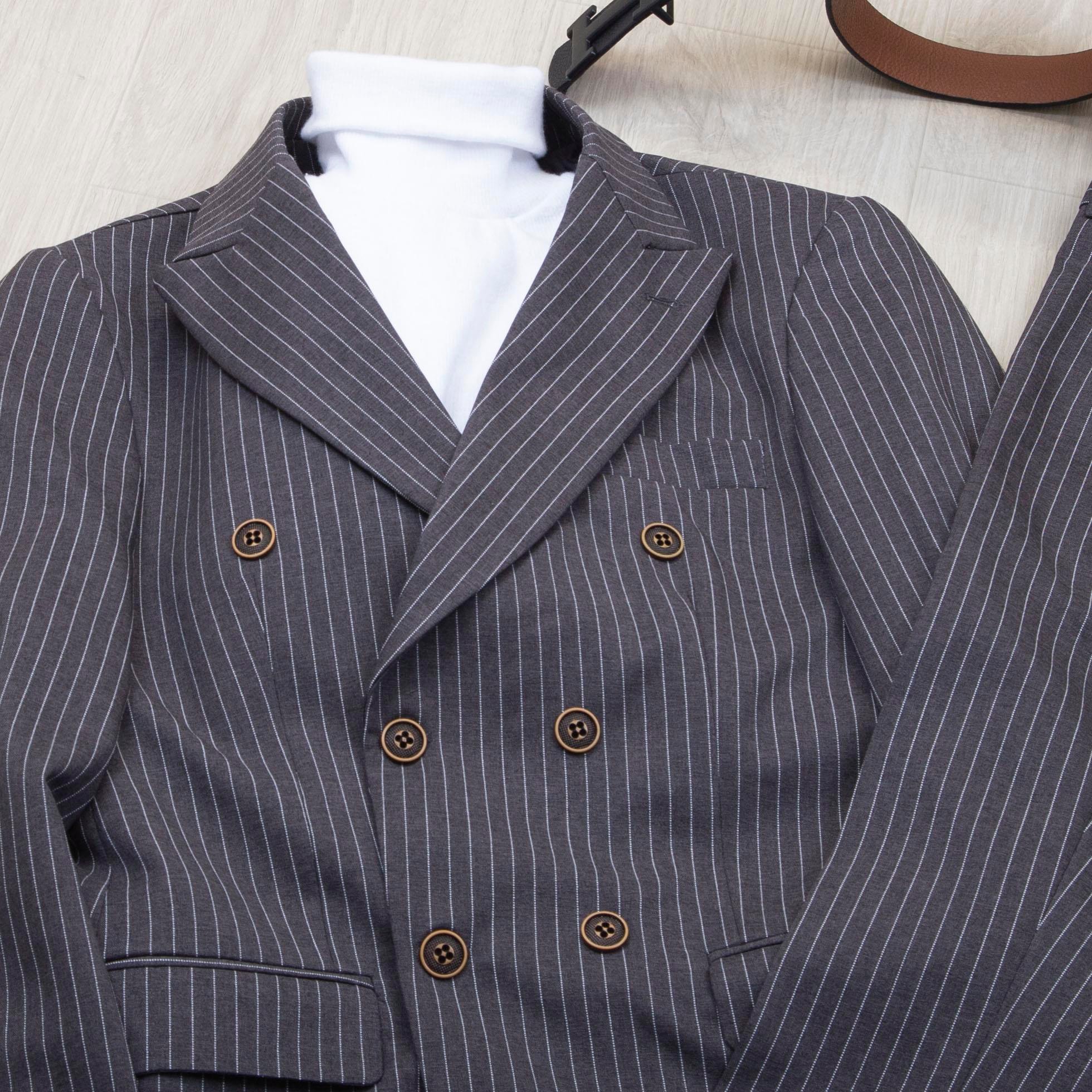 Çizgili Füme Kruvaze Takım Elbise Kombini