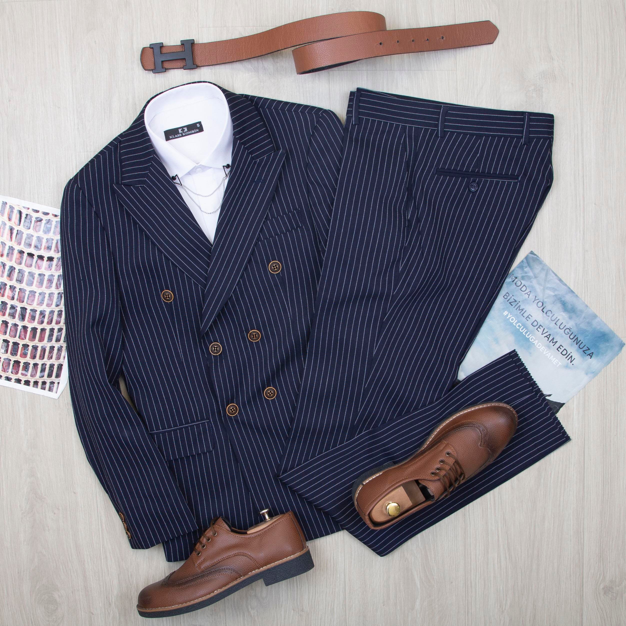 Çizgili Lacivert Kruvaze Takım Elbise Kombini