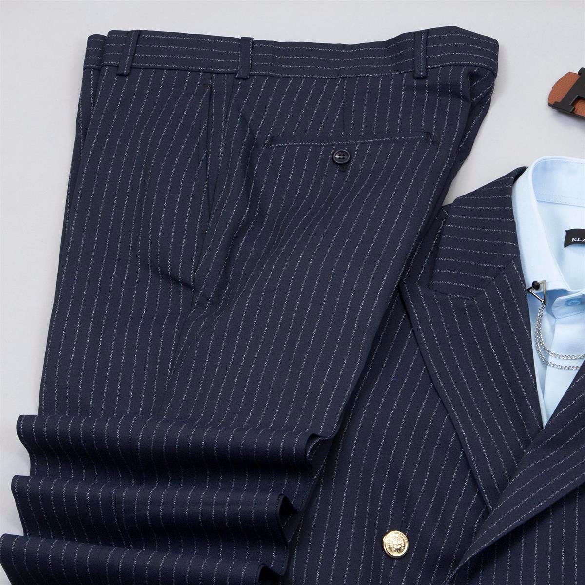 Çizgili Lacivert Kruvaze Takım Elbise Kombini