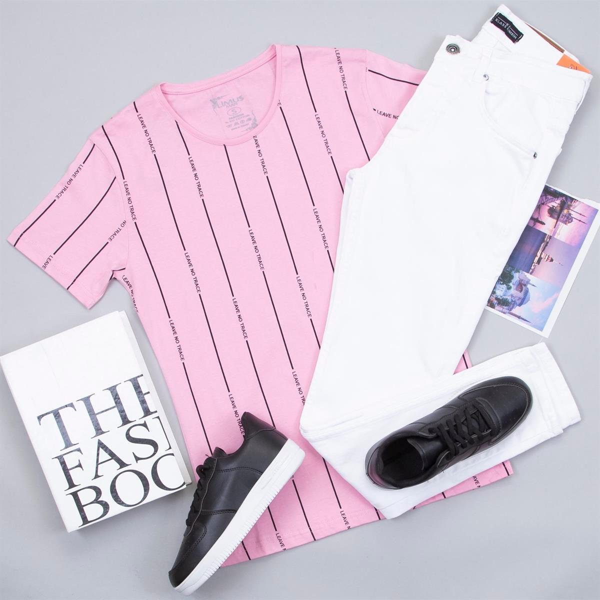 Çizgili Pembe Tişört Pantolon Ayakkabı Kombin