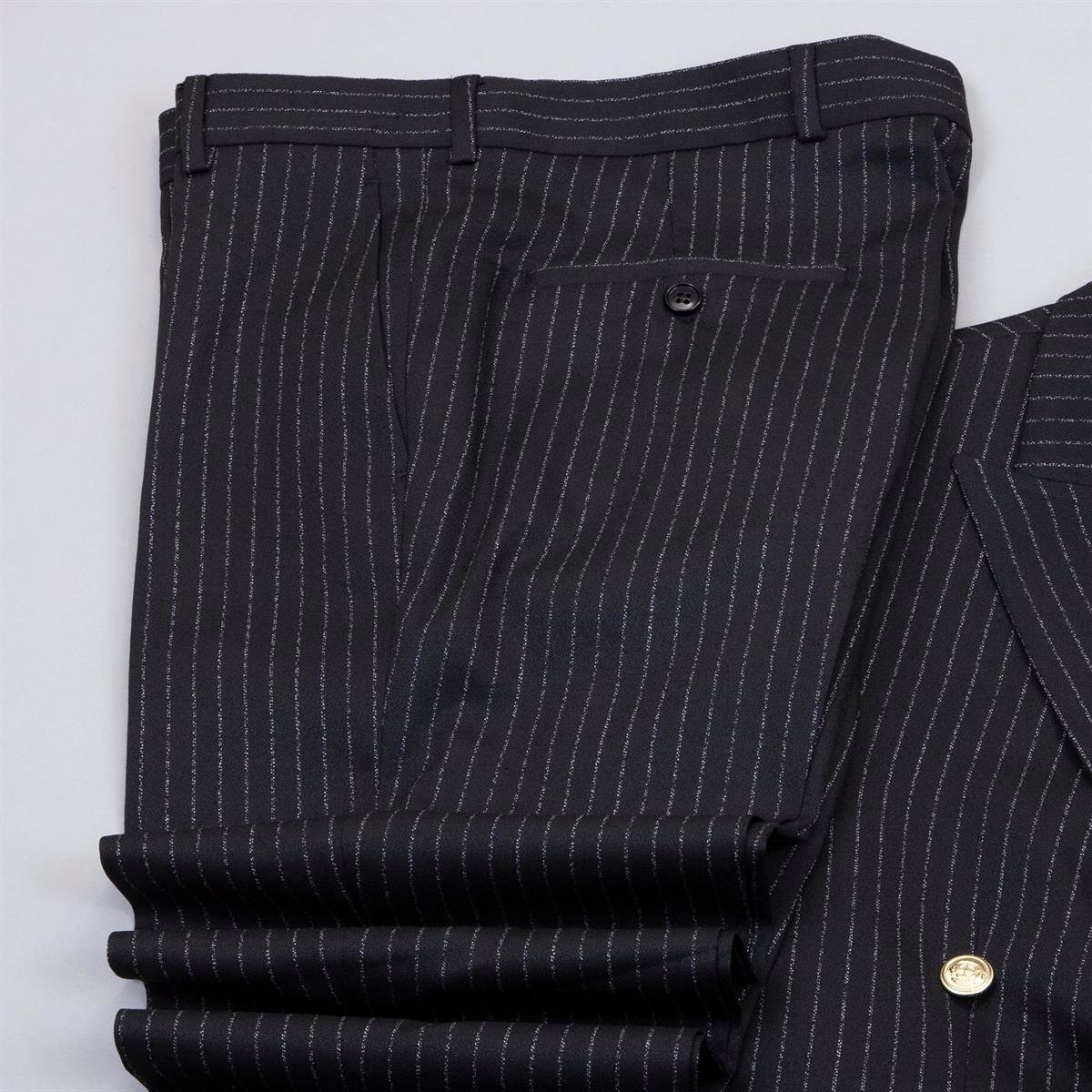 Çizgili Siyah Kruvaze Takım Elbise Kombini