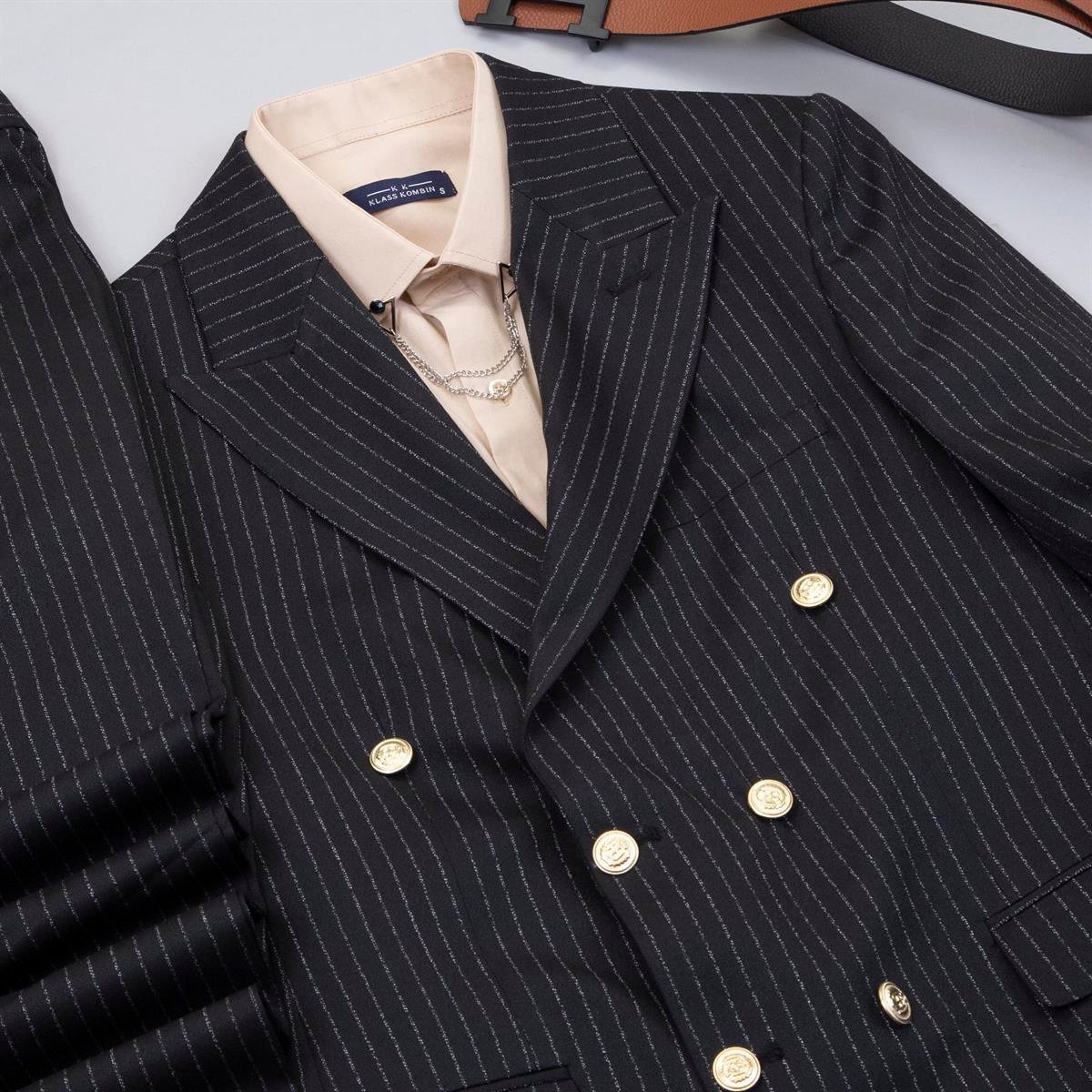 Çizgili Siyah Kruvaze Takım Elbise Kombini