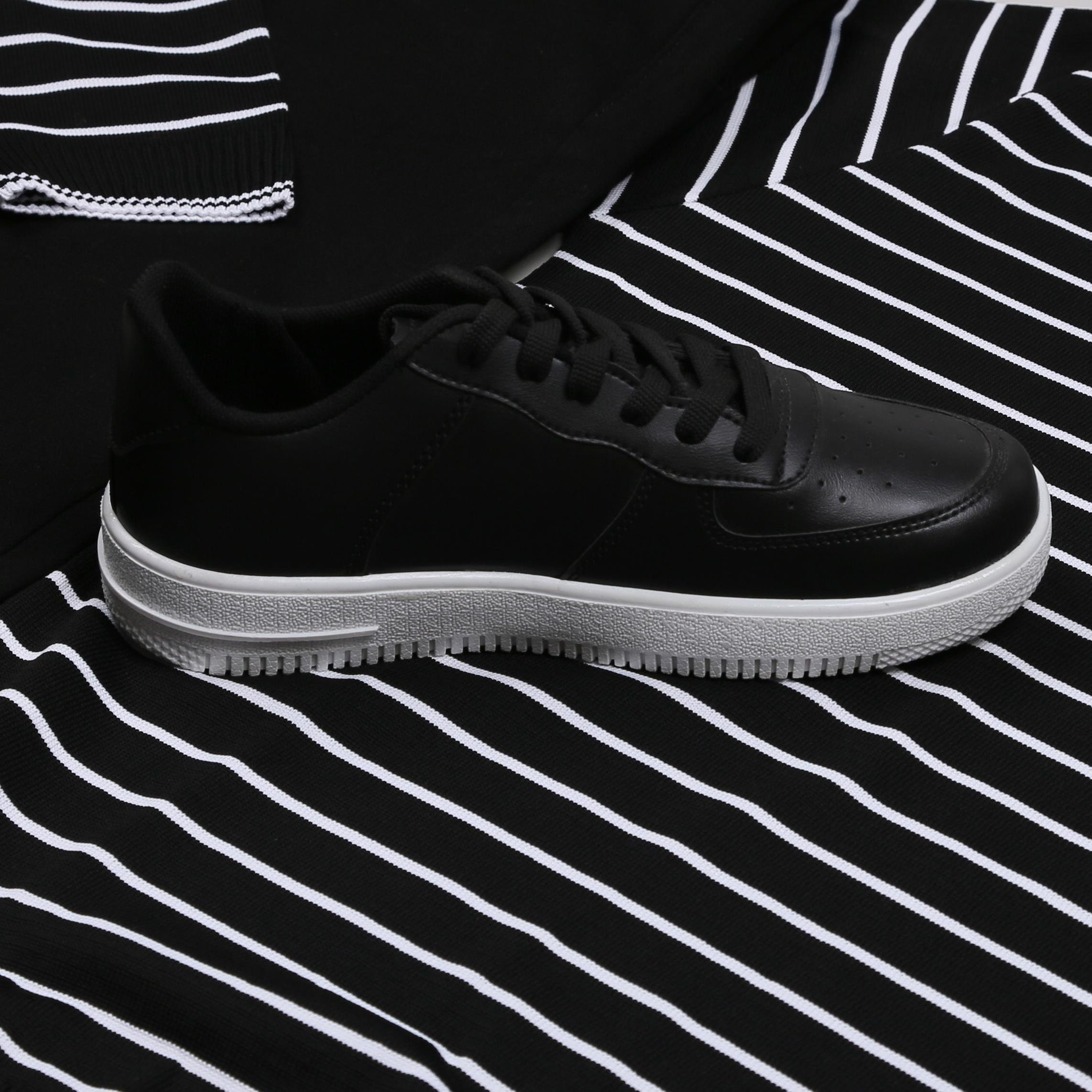 çizgili triko kazak kombini