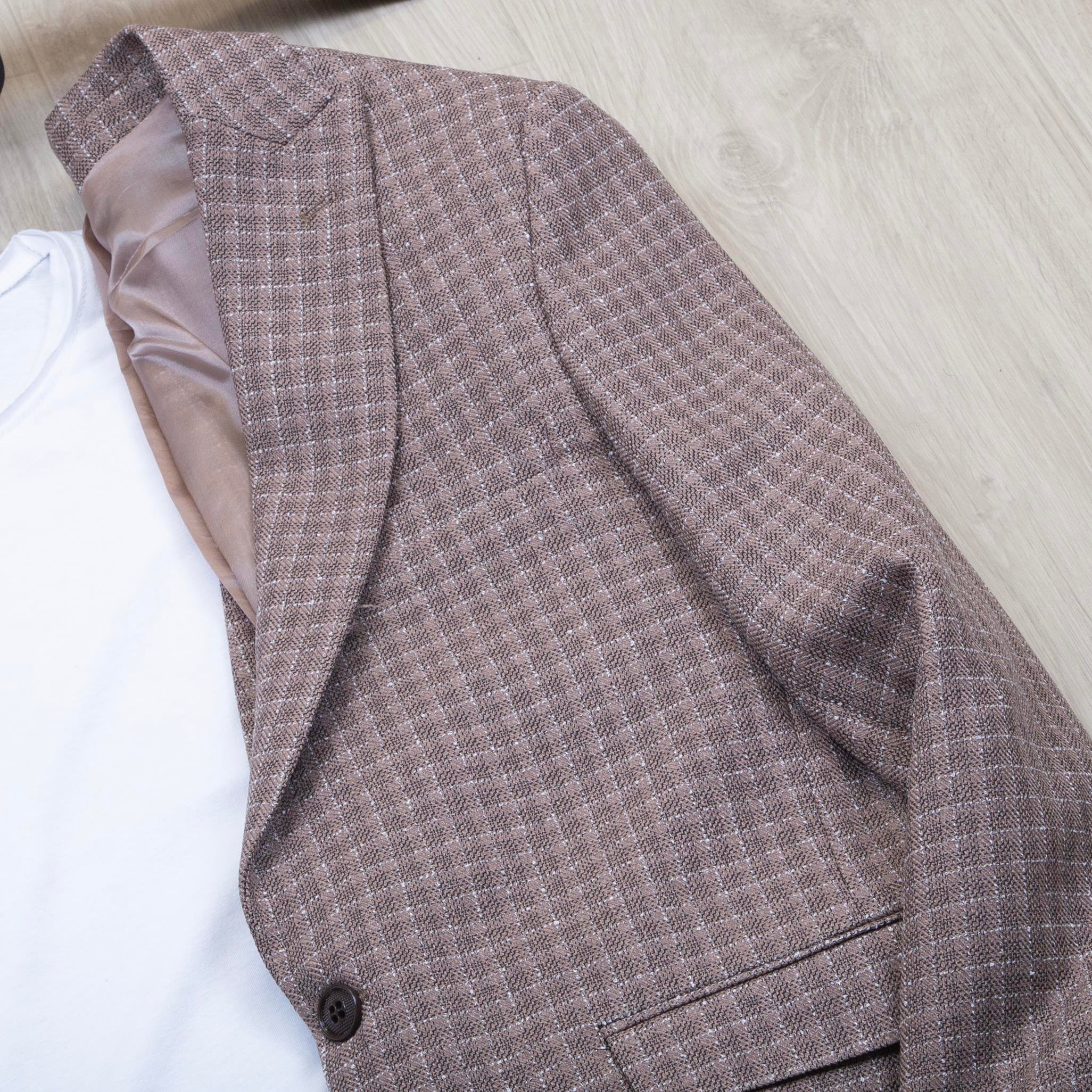 Ekose Kahve Blazer Ceket Tişört Pantolon Ayakkabı Kombin