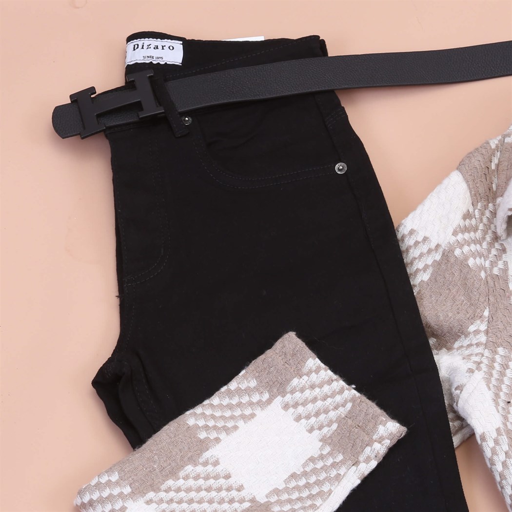 Ekoseli Triko Ayakkabı kombini