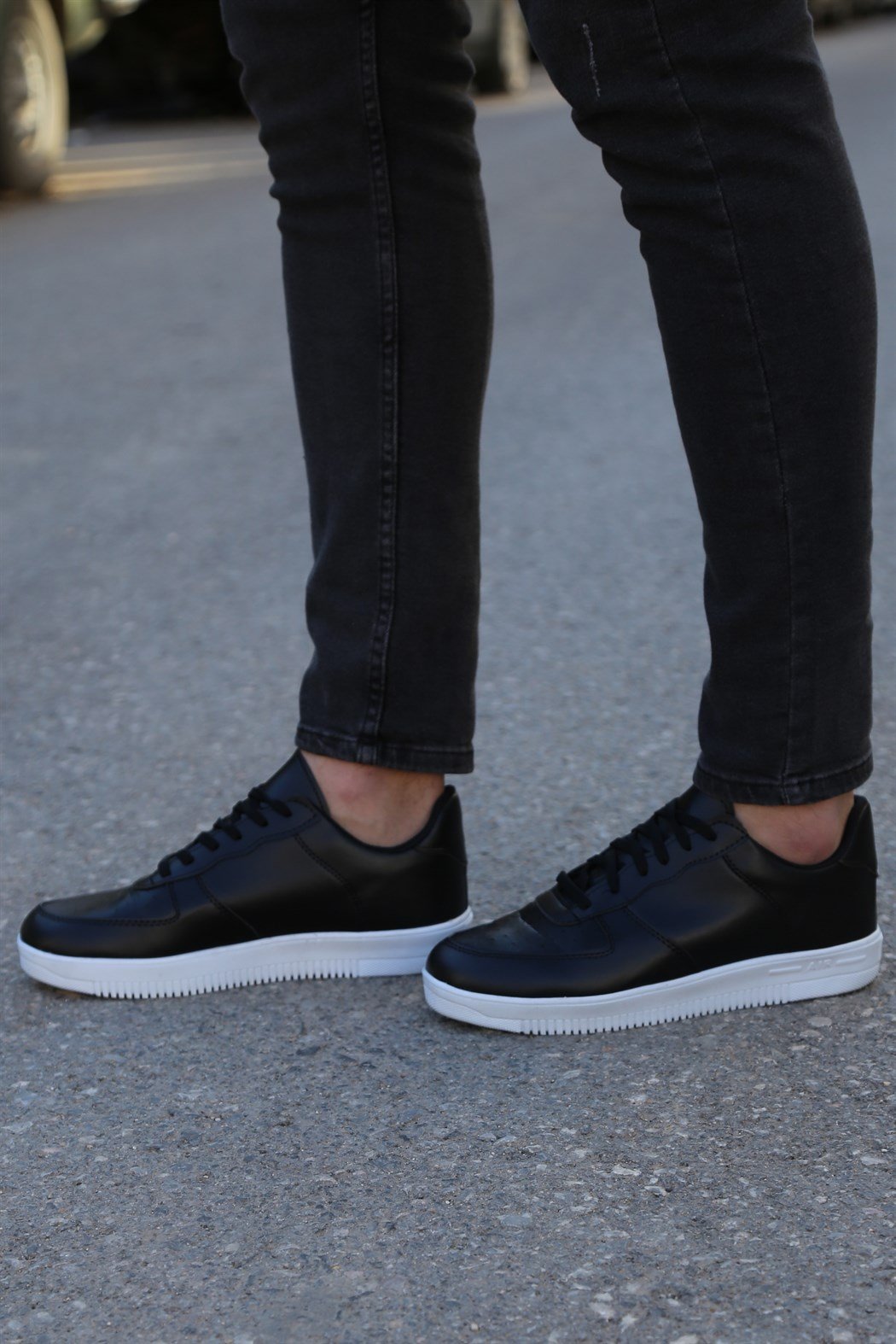 ERKEK AİR BEYAZ-SIYAH SPOR AYAKKABI BEYAZ-SIYAH