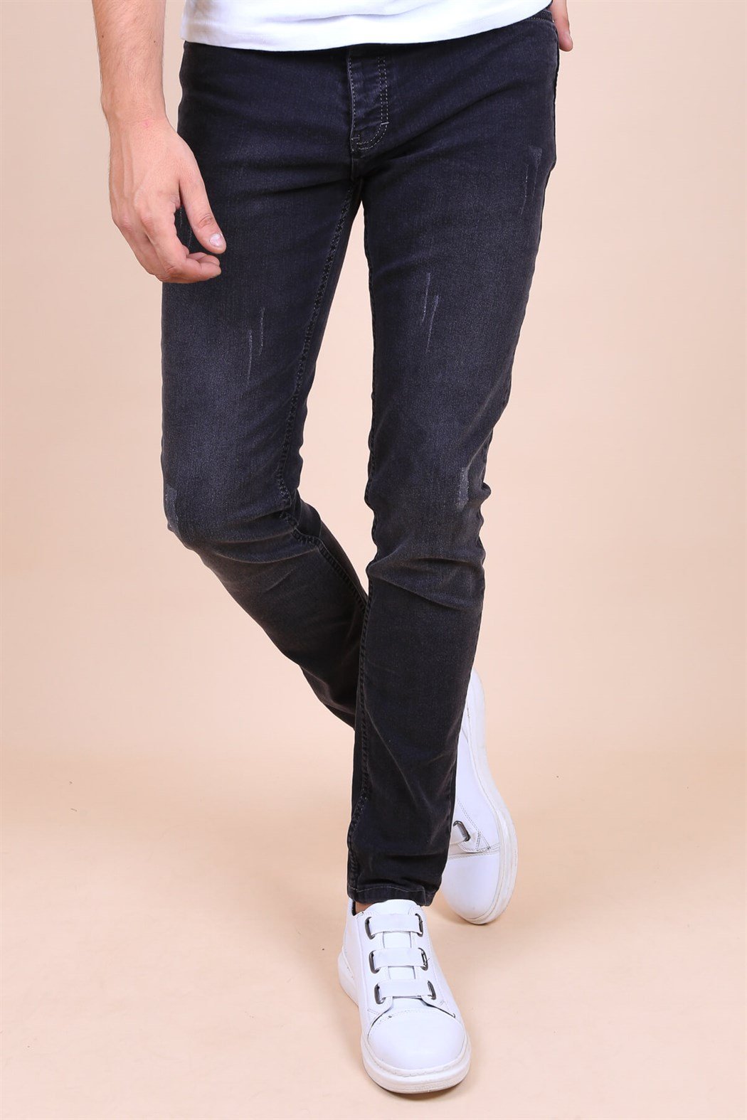 ERKEK DAR KESİM DAR PAÇA ERKEK JEAN SİYAH JEAN SİYAH