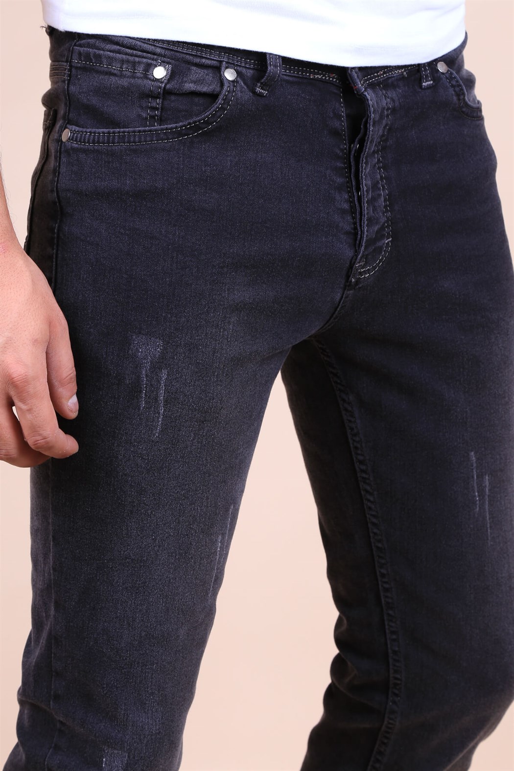 ERKEK DAR KESİM DAR PAÇA ERKEK JEAN SİYAH JEAN SİYAH