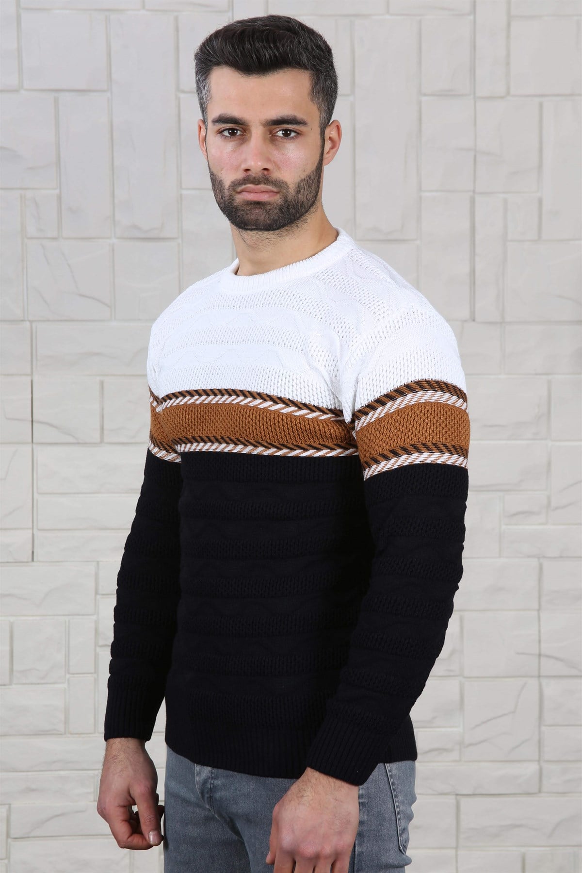 ERKEK GÖĞÜS ŞERİT ÇİGİLİ TRİKO KAZAK SIYAH-BEYAZ SIYAH-BEYAZ