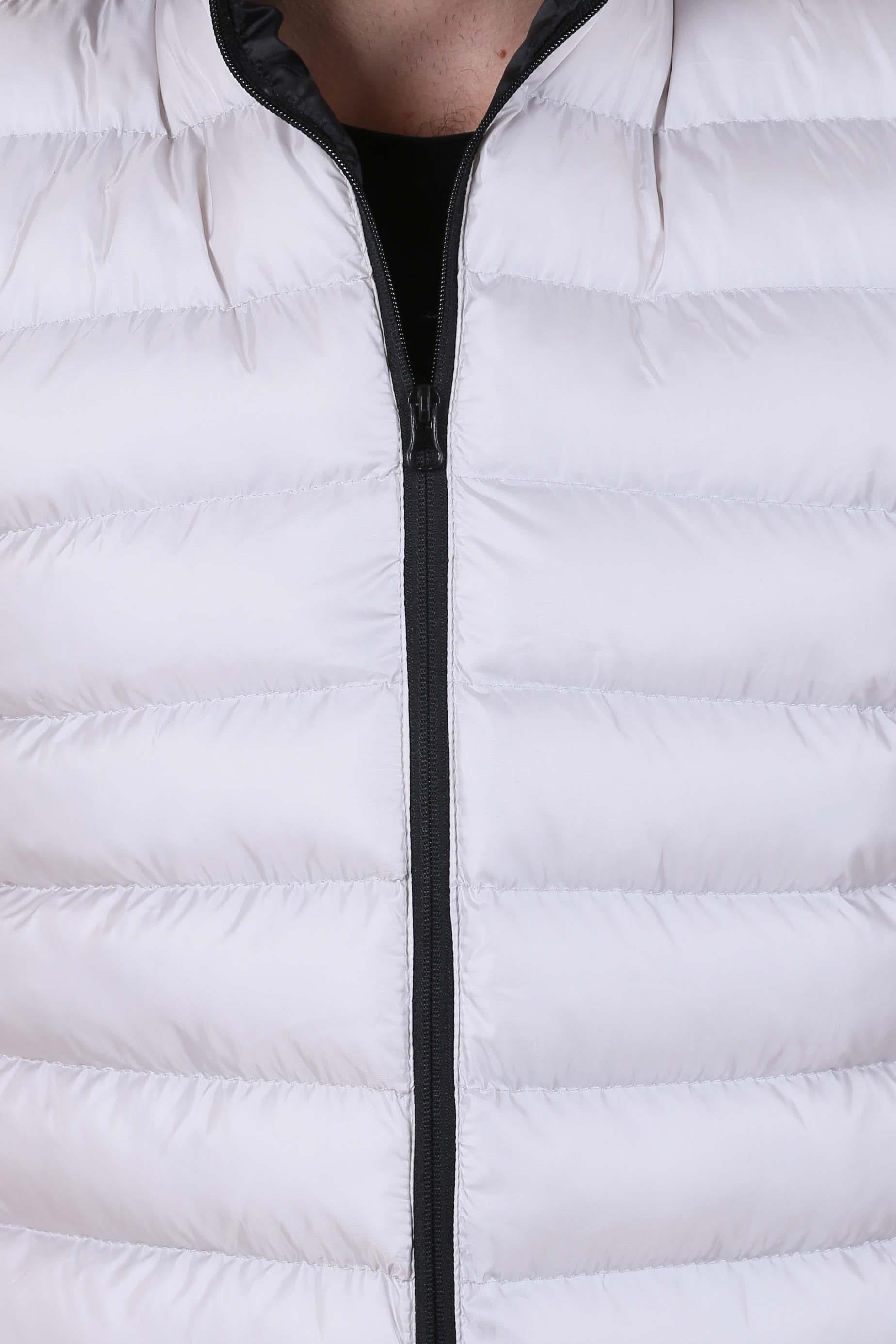 ERKEK KAPŞONLU ŞİŞME YELEK GRI YELEK GRI                                                         