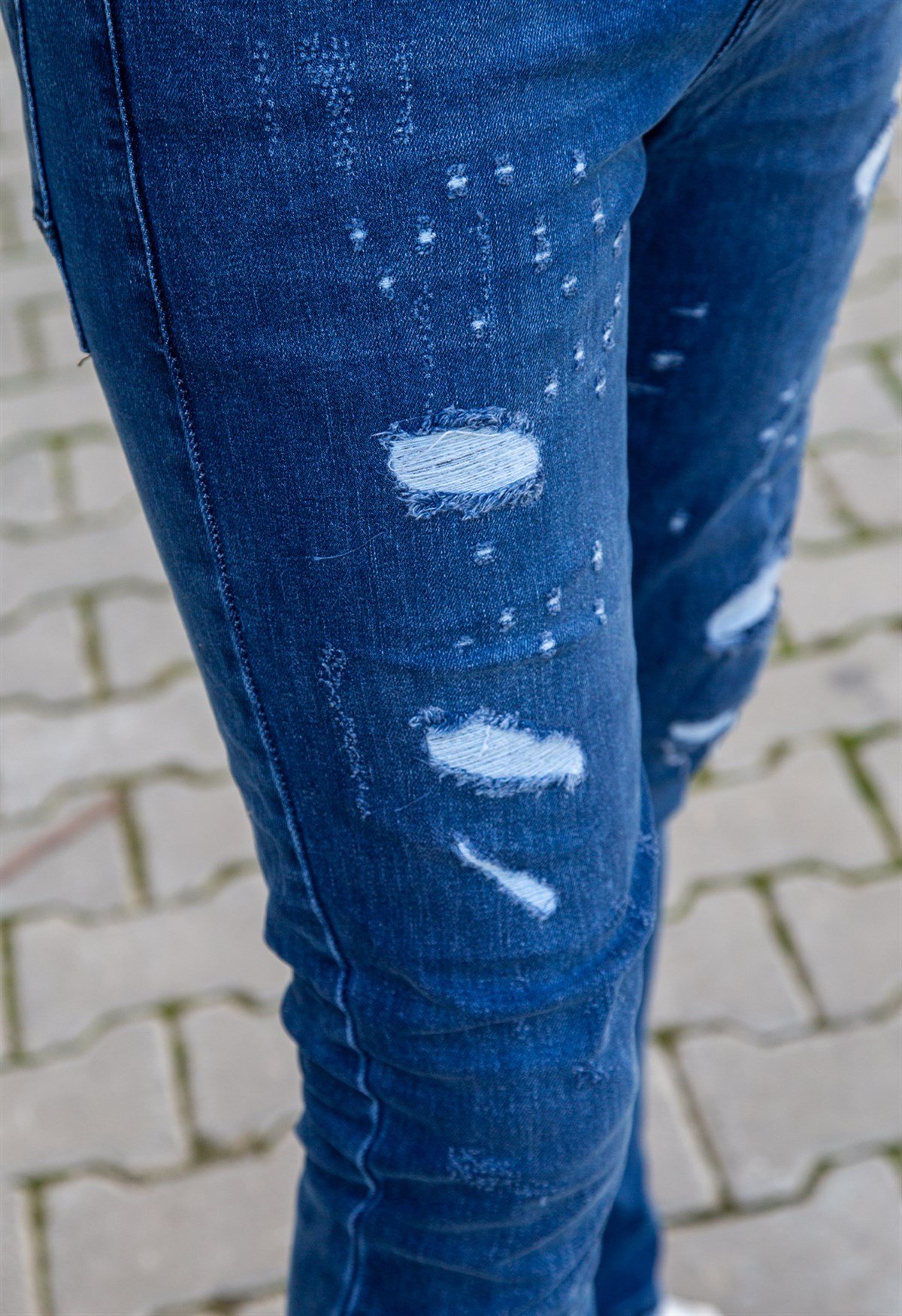 ERKEK LİKRALI YIRTIKLI MODEL 5 JEAN YIRTIKLI MODEL 5