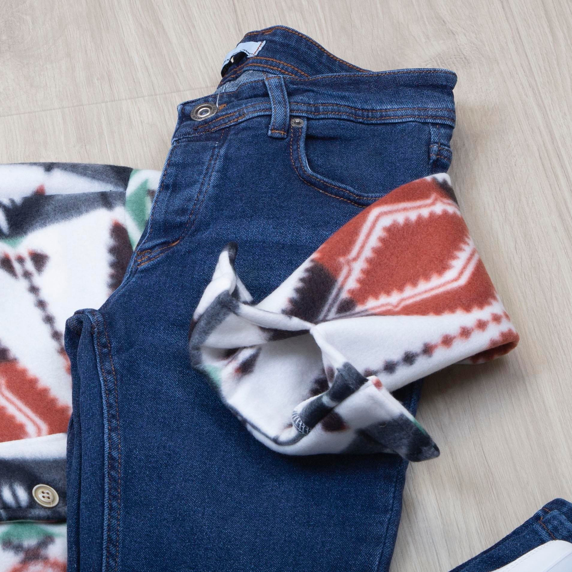 Etnik Desenli Polar Gömlek Body Pantolon Bot Kombin