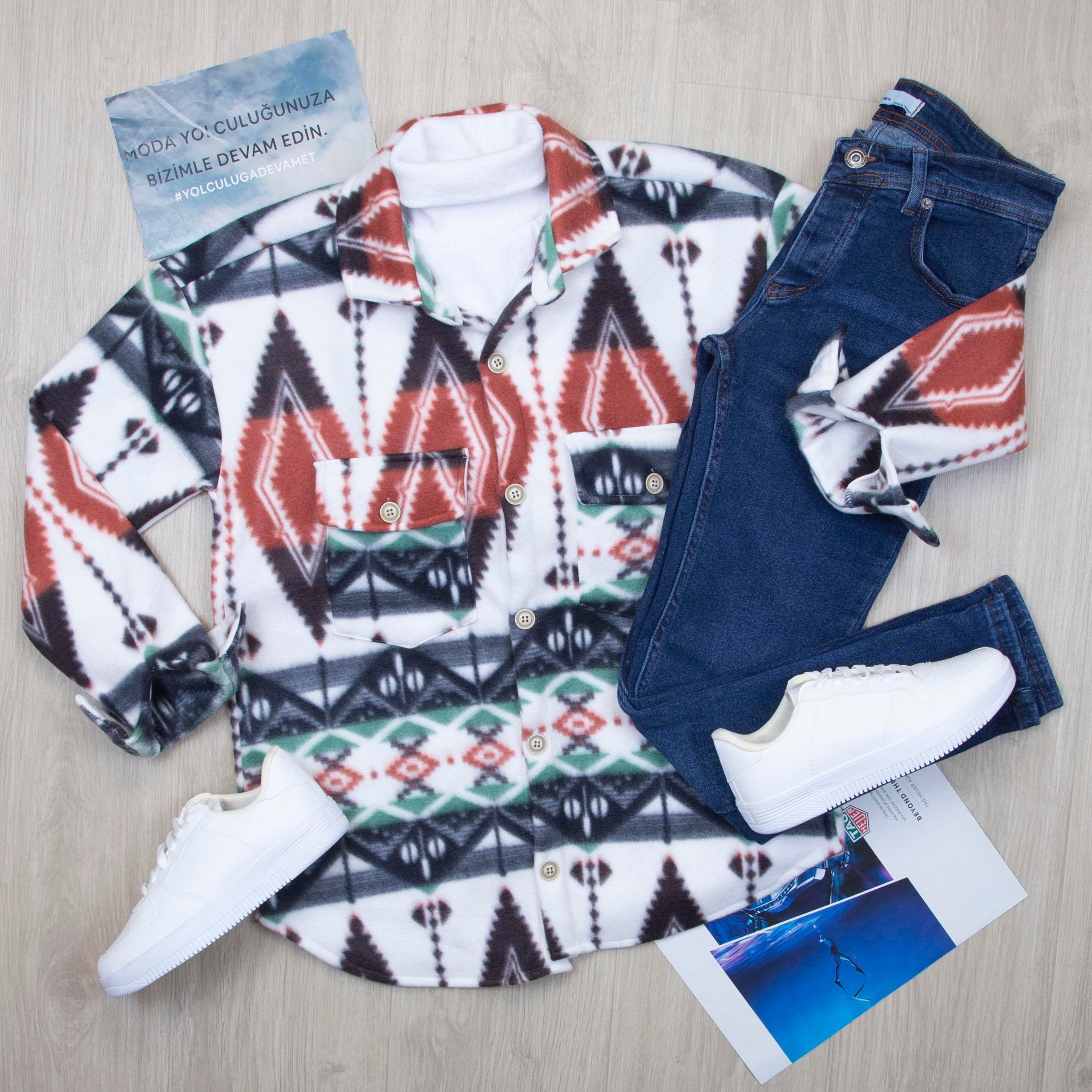 Etnik Desenli Polar Gömlek Body Pantolon Bot Kombin