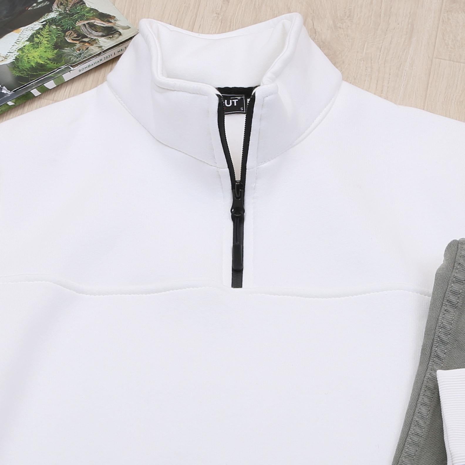 Fermuarlı Beyaz Sweat Pantolon Ayakkabı Kombin