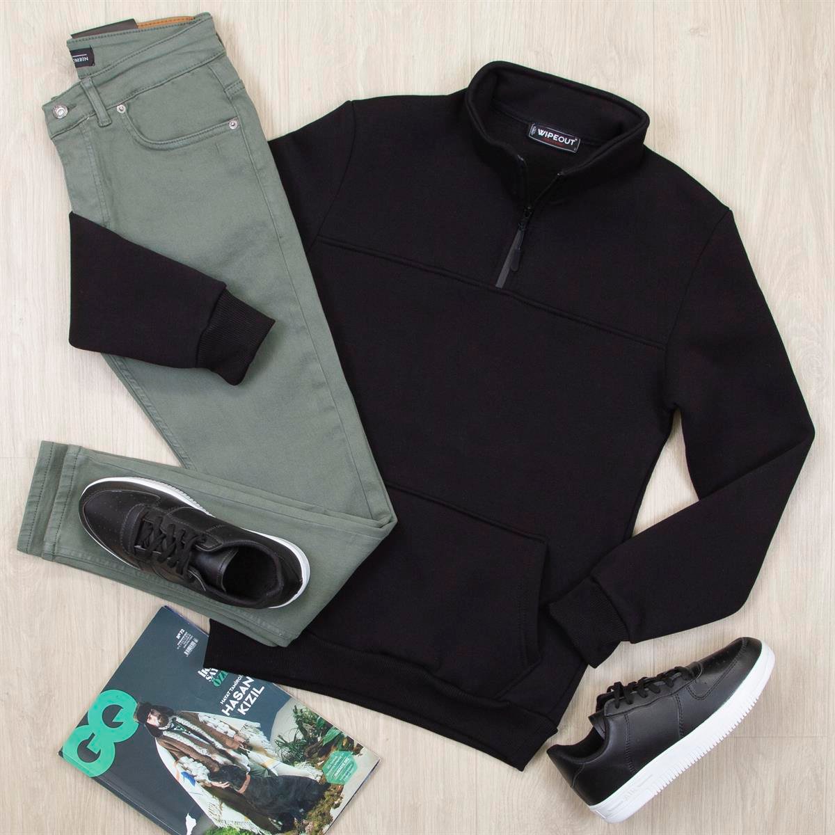 Fermuarlı Siyah Sweat Pantolon Ayakkabı Kombin