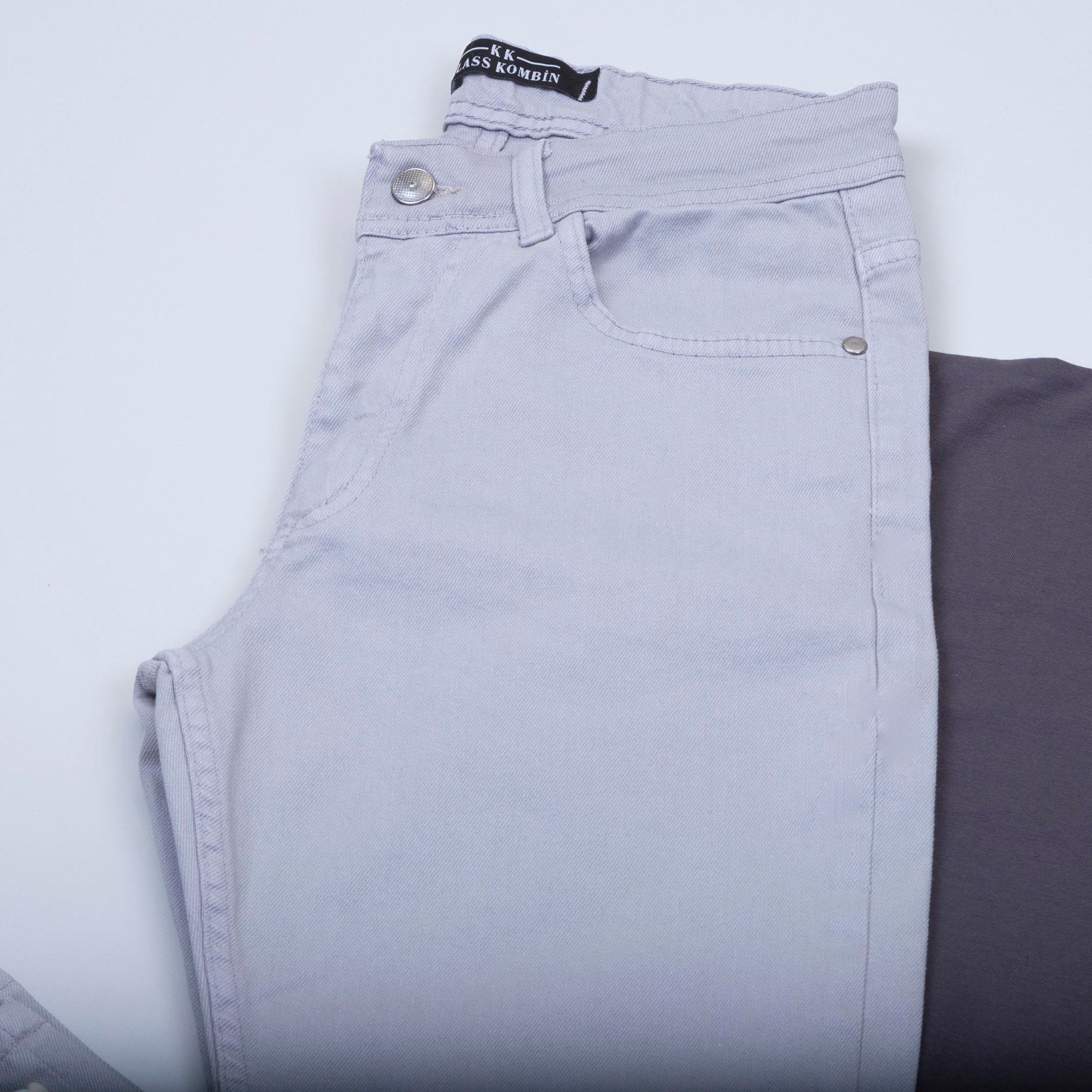 Füme Basic Tişört Pantolon Ayakkabı Kombin