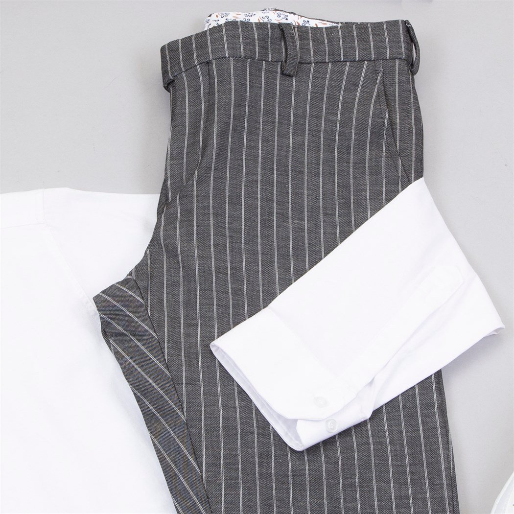 Füme Çizgili Pantolon Gömlek Ayakkabı Kombin