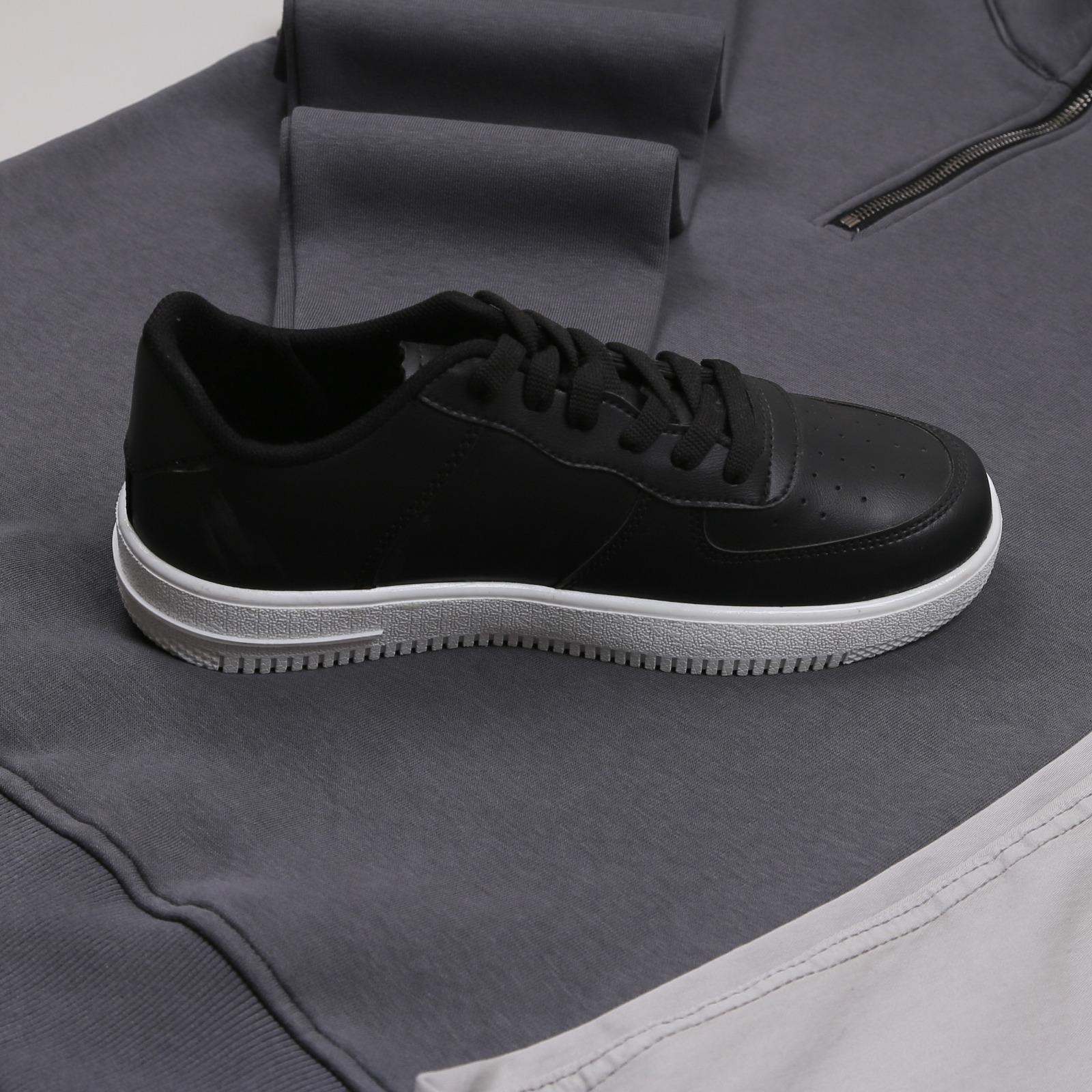 Füme Dik Yaka Sweatshirt Gri Kot Pantolon Ayakkabı  Kombini