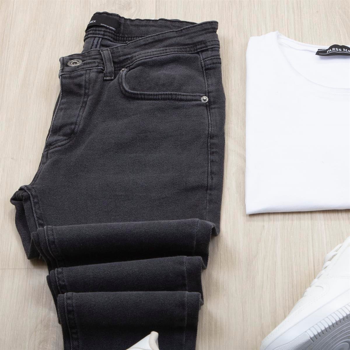 Füme Kaşe Ceket Tişört Pantolon Ayakkabı Kombin