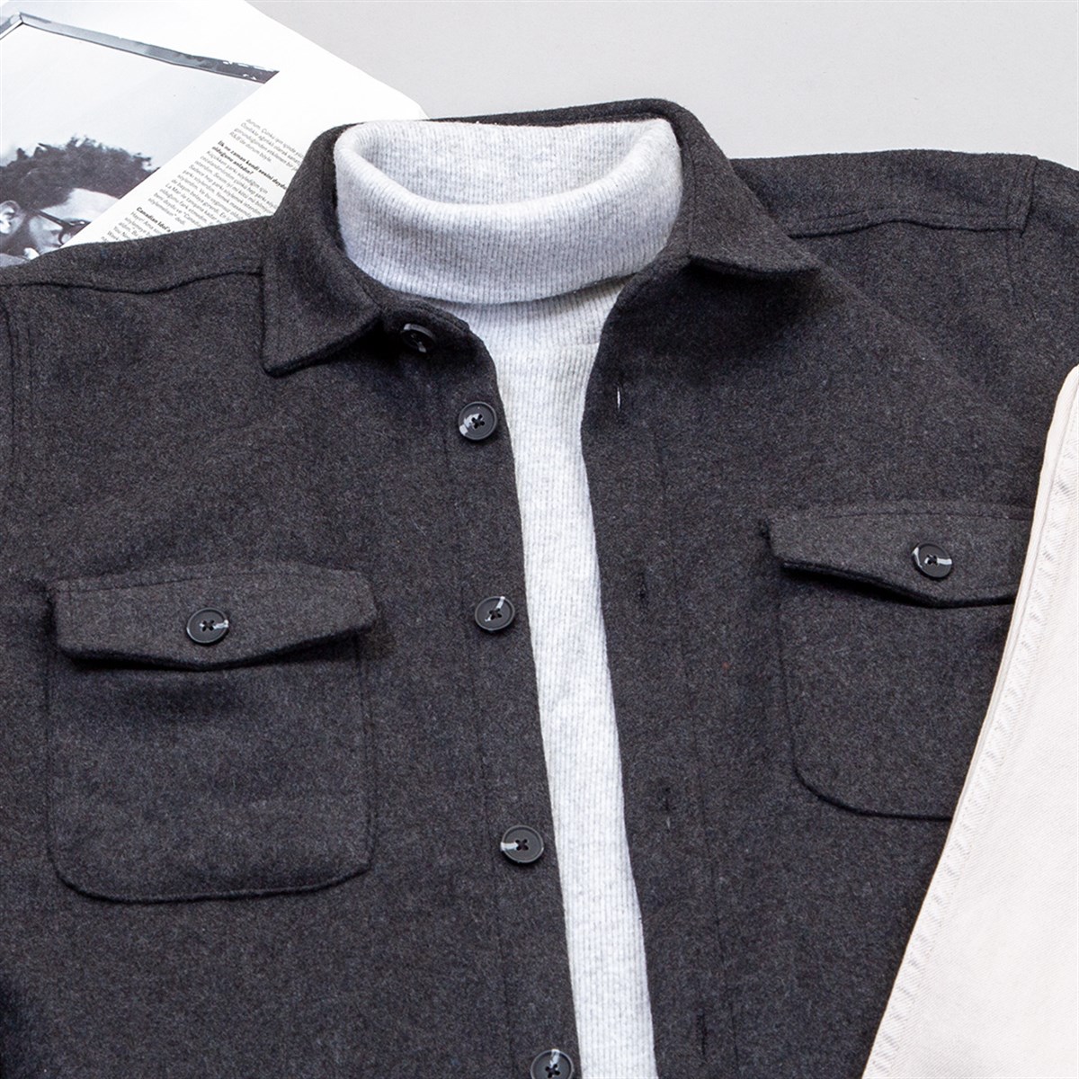 Füme Kaşe Gömlek Boğazlı Kazak Pantolon Bot Kombin