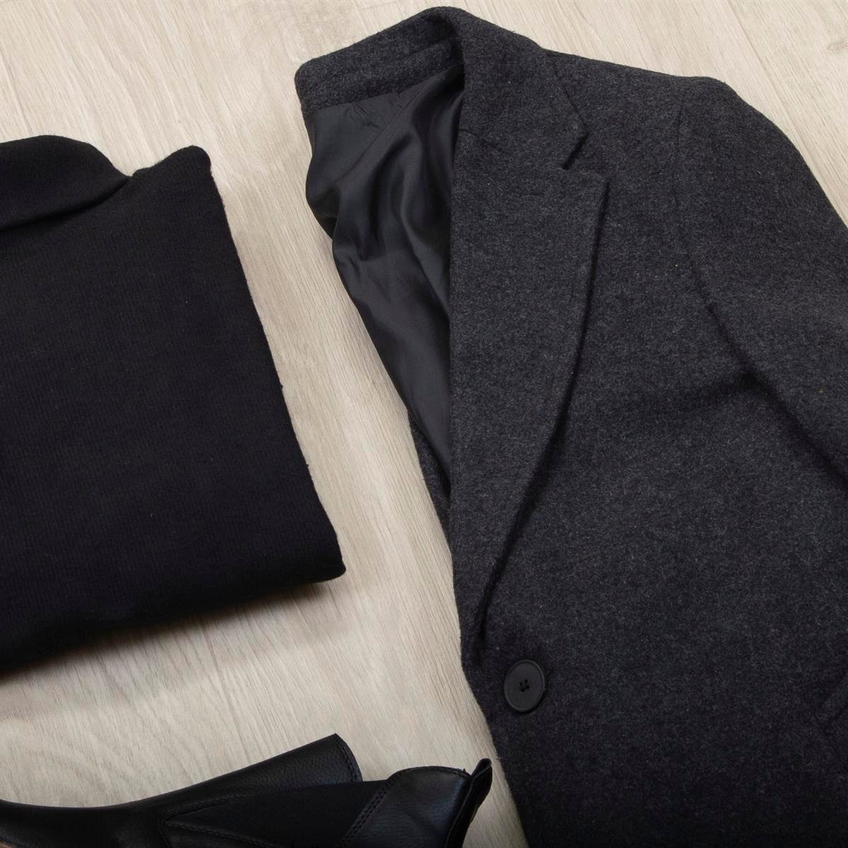 Füme Kaşe Kaban Boğazlı Body Pantolon Bot Kombin