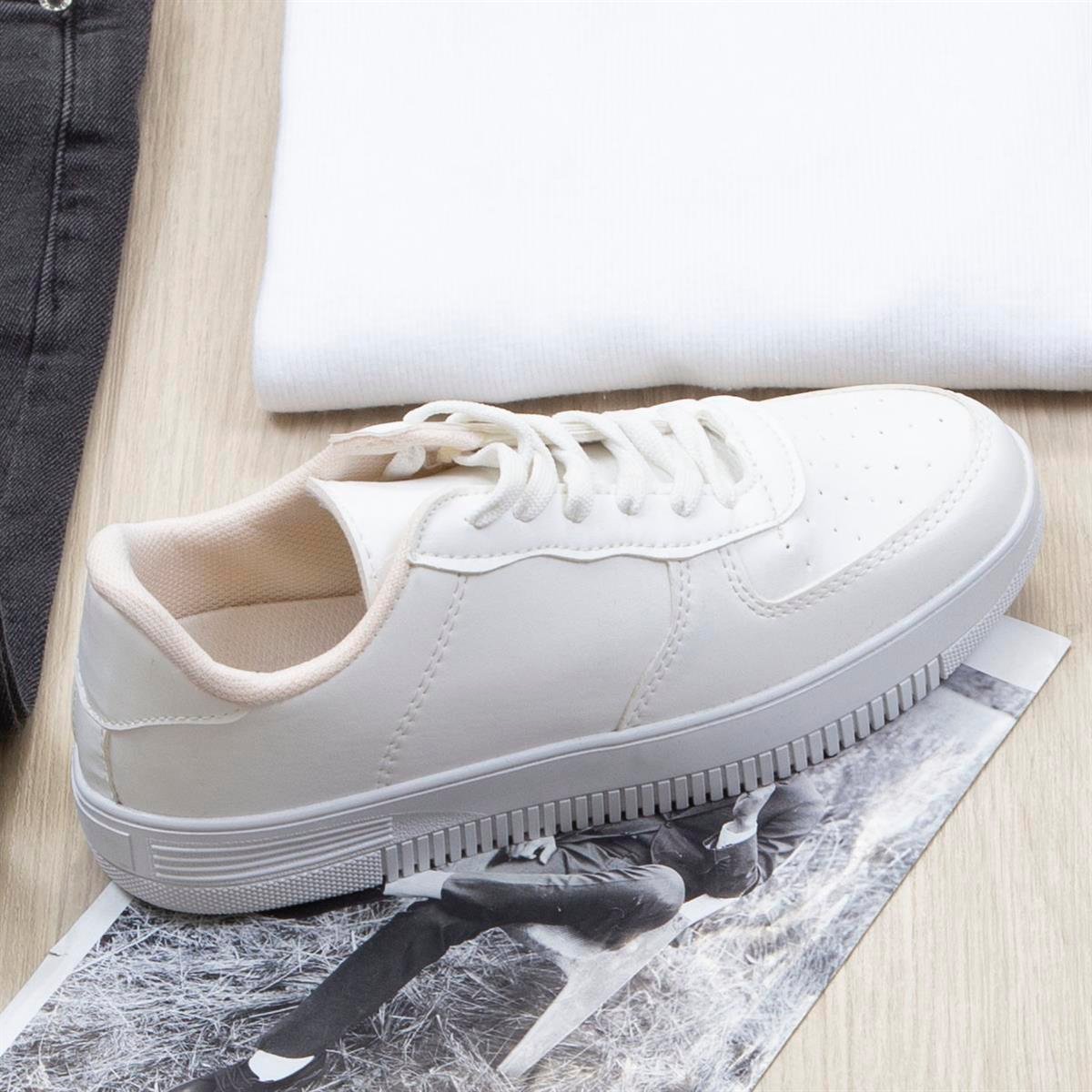 Füme Kaşe Kaban Boğazlı Body Pantolon Ayakkabı Kombin