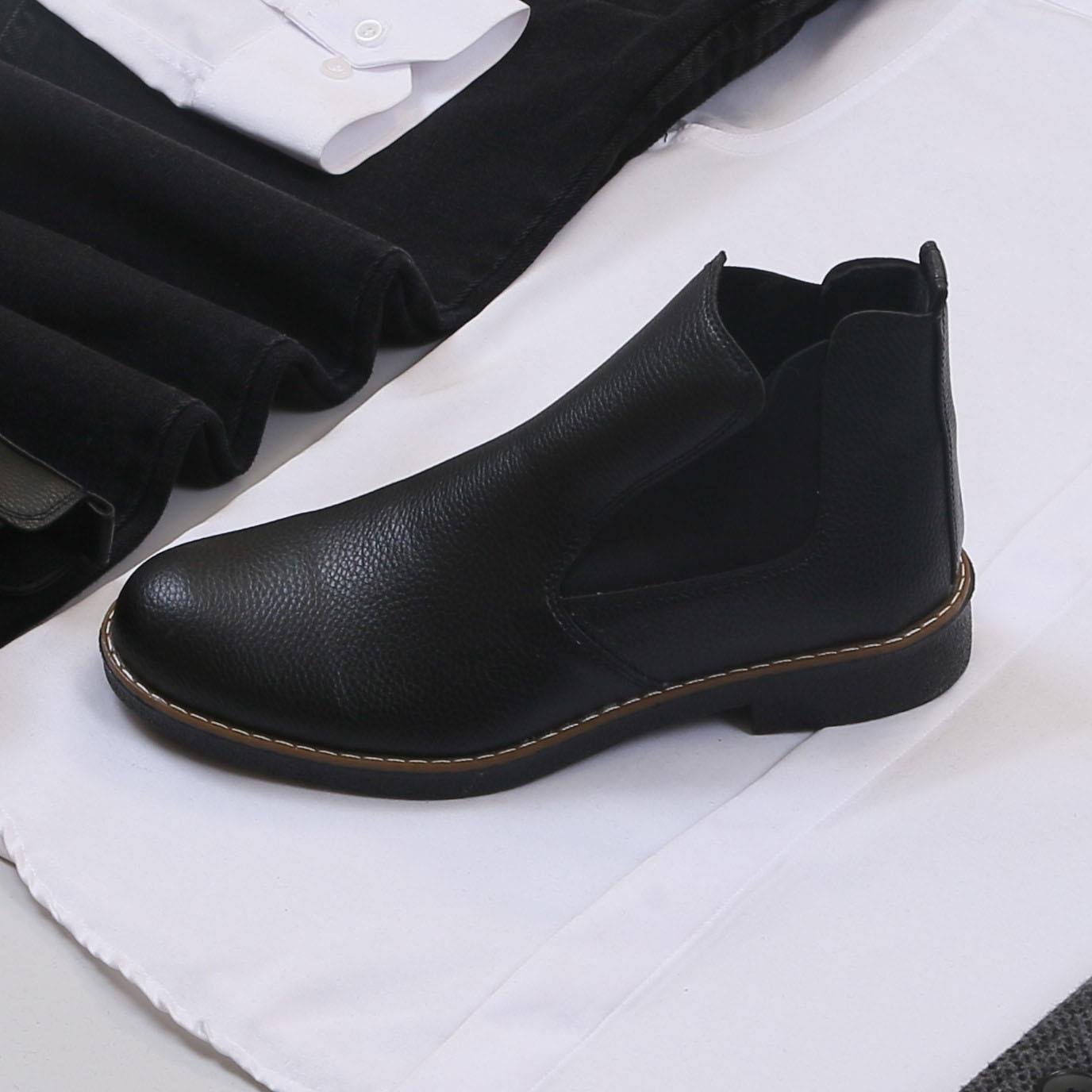 Füme Kırçıllı Kaşe Kaban Gömlek Pantolon Bot Kombin