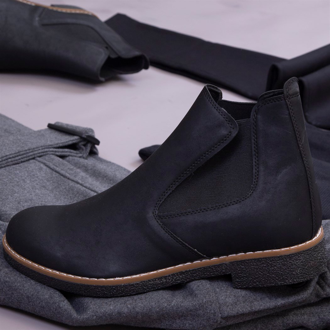 Füme Kısa Kemerli Kaşe Kaban Kazak Pantolon Bot Kombin