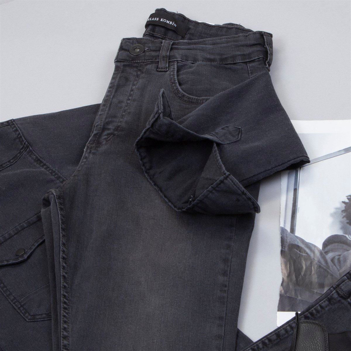 Füme Kot Gömlek Pantolon Bot Kombin