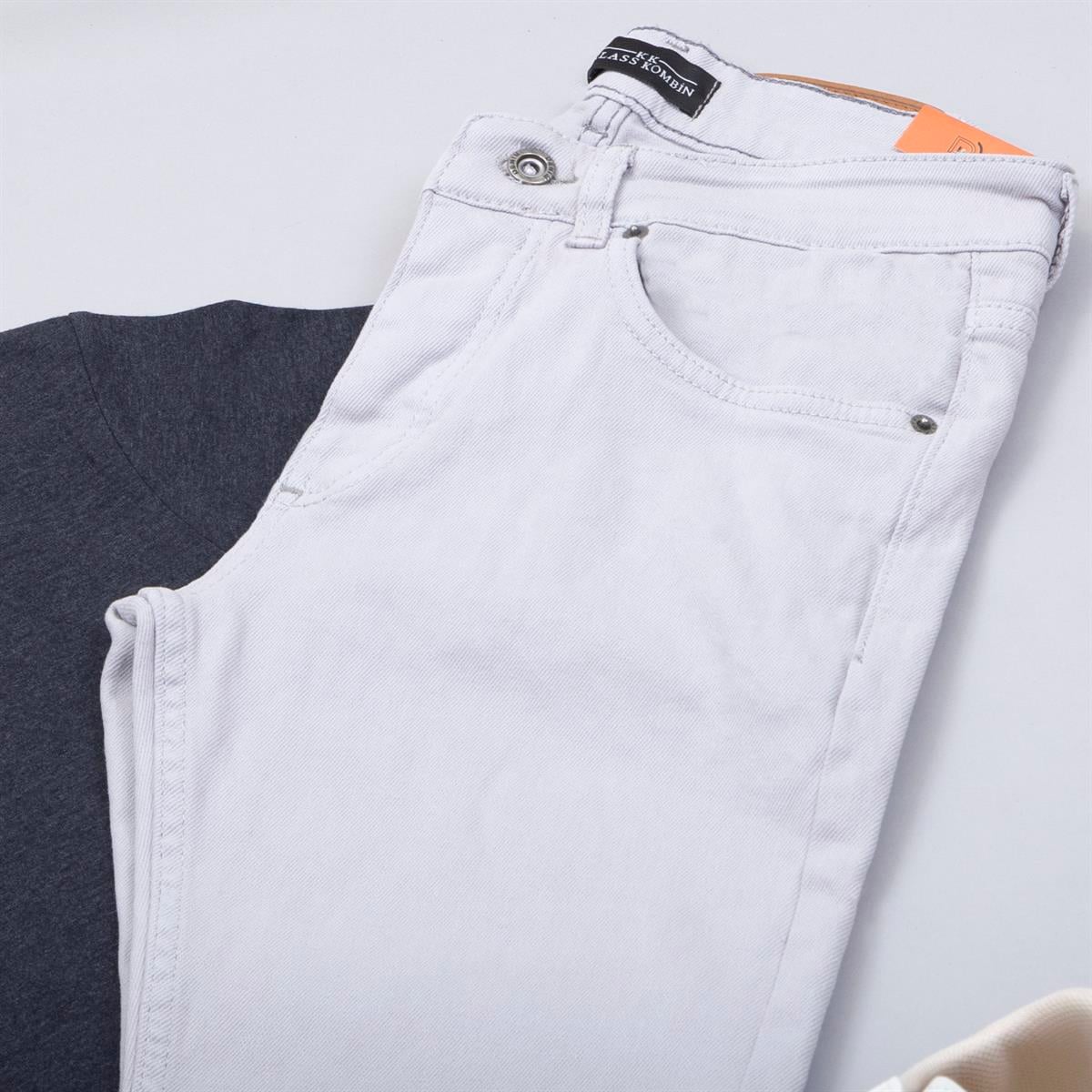 Füme Tişört Pantolon Ayakkabı Kombin