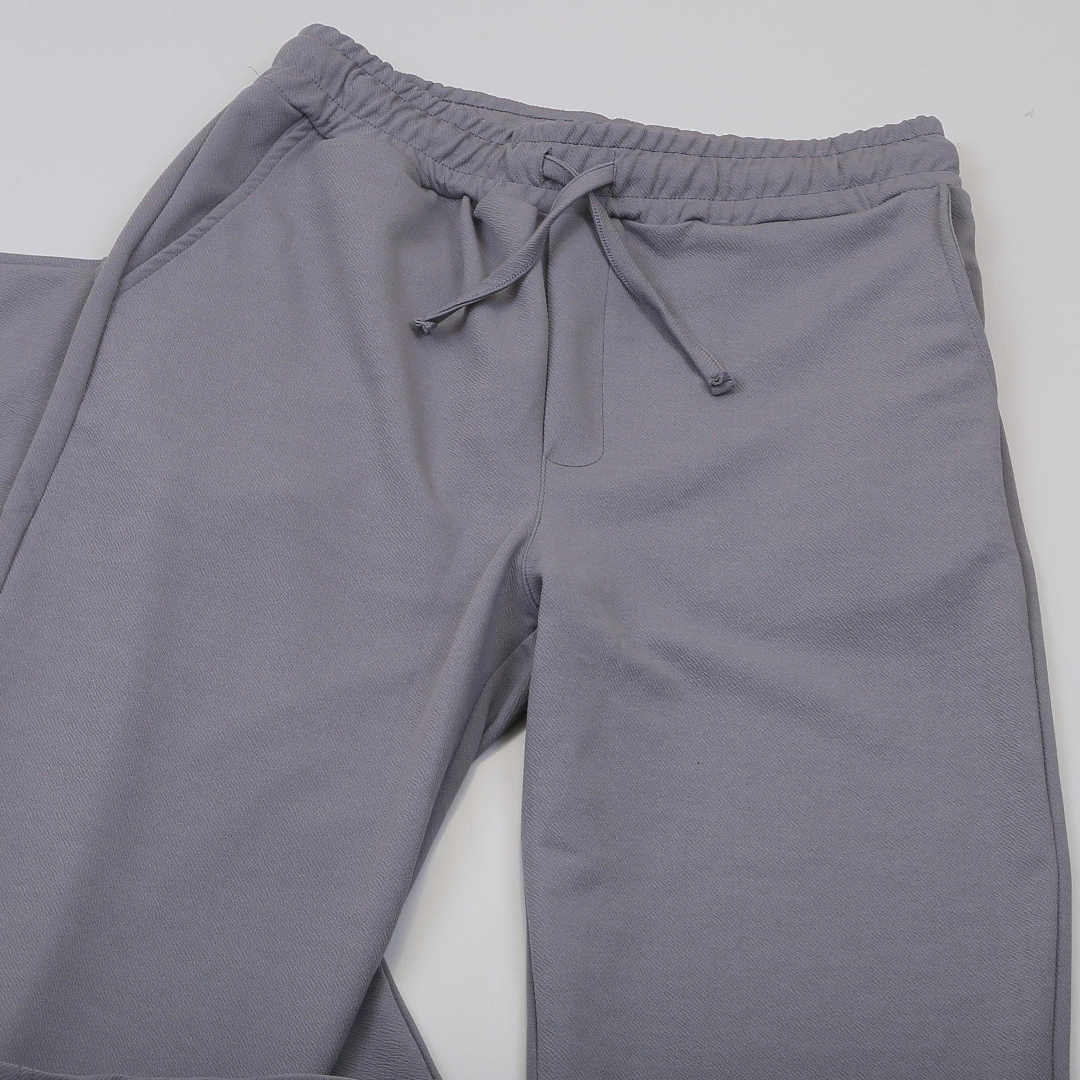 Füme Tişörtlü Takım Ayakkabı Kombin