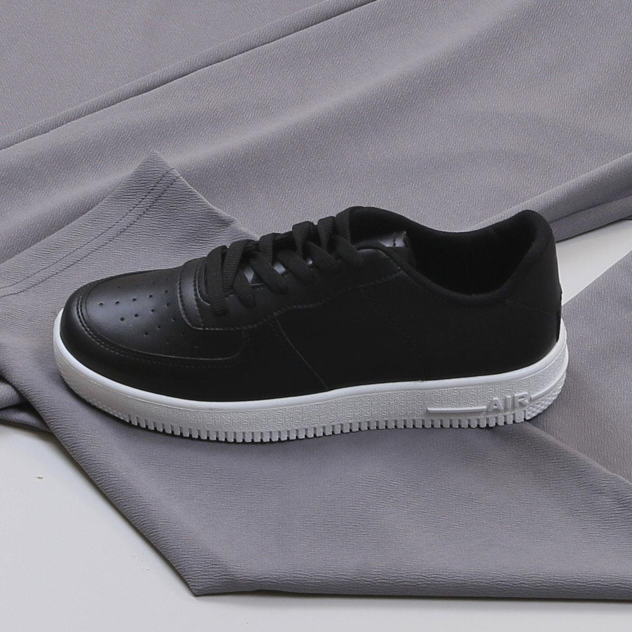 Füme Tişörtlü Takım Ayakkabı Kombin