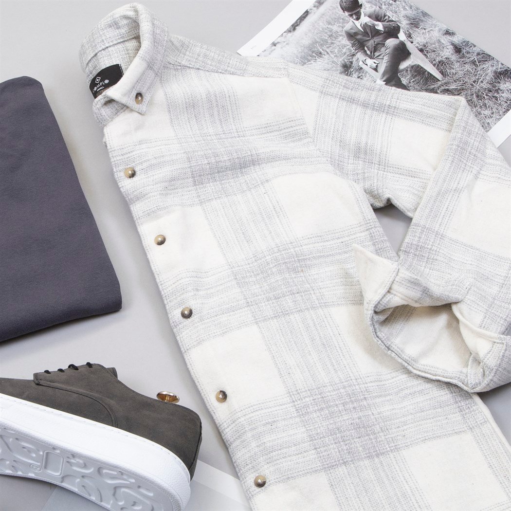 Gri Beyaz Ekose Oduncu Gömlek Body Pantolon Ayakkabı Kombin