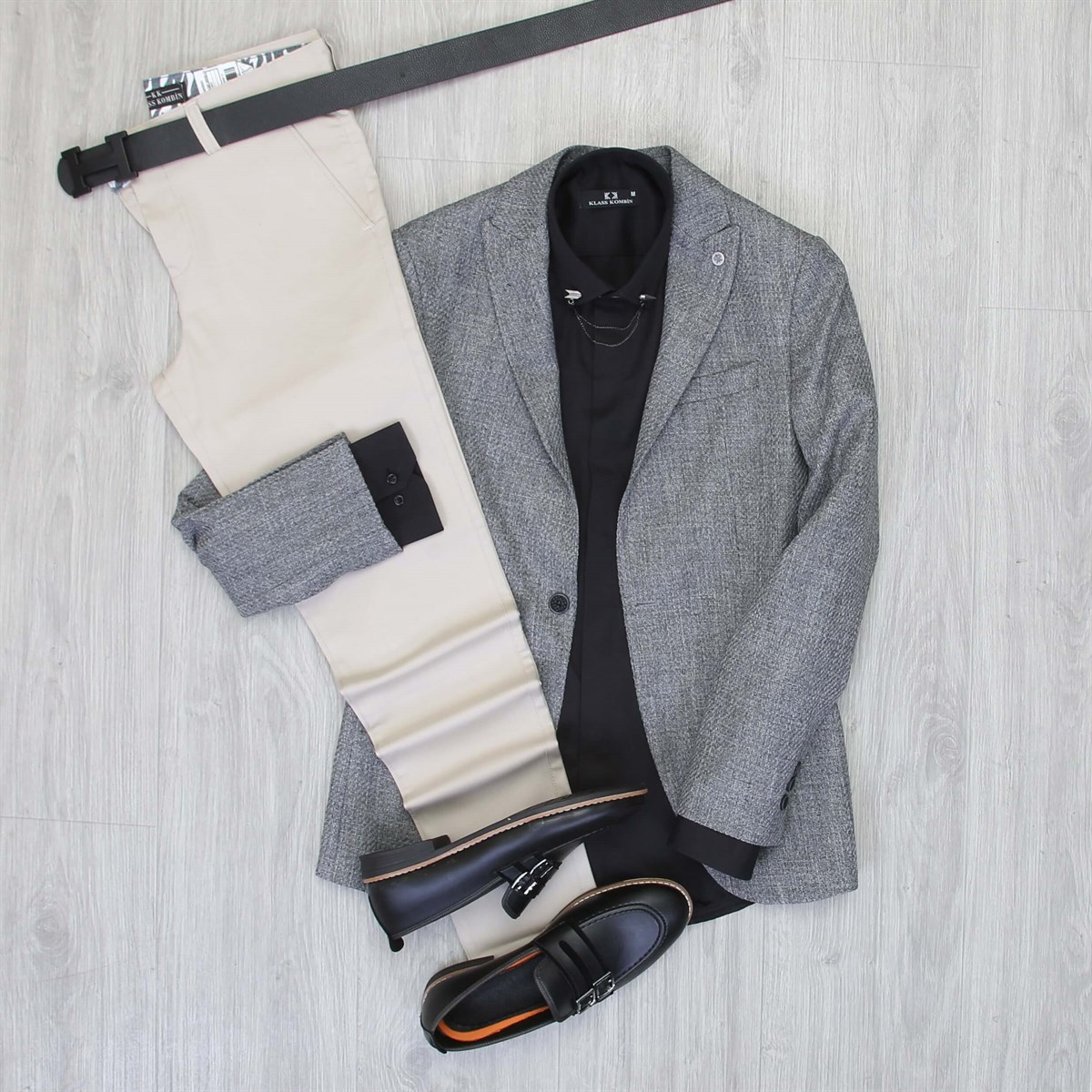 Gri Blazer Ceket A.Gri Pantolon Gömlek Ayakkabı Kombini