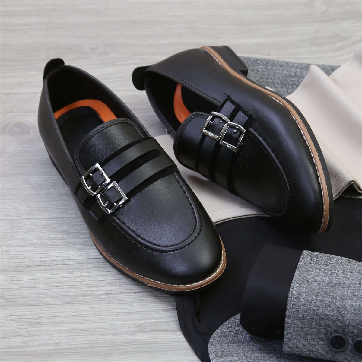 Gri Blazer Ceket A.Gri Pantolon Gömlek Ayakkabı Kombini