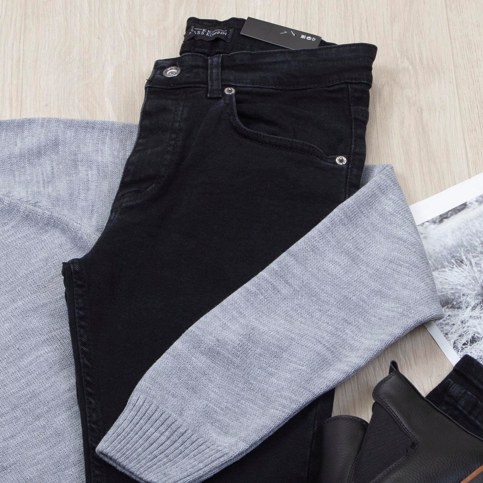 Gri Boğazlı Triko Kazak Pantolon Bot Kombin