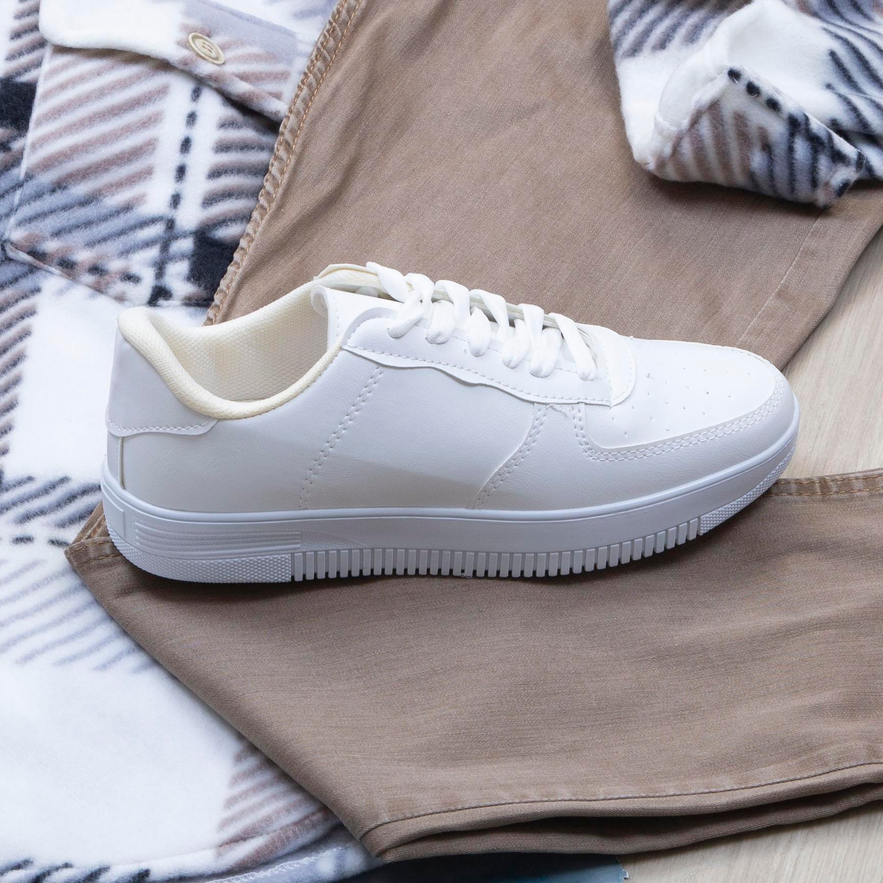 Gri Çizgili Polar Gömlek Body Pantolon Bot Kombin