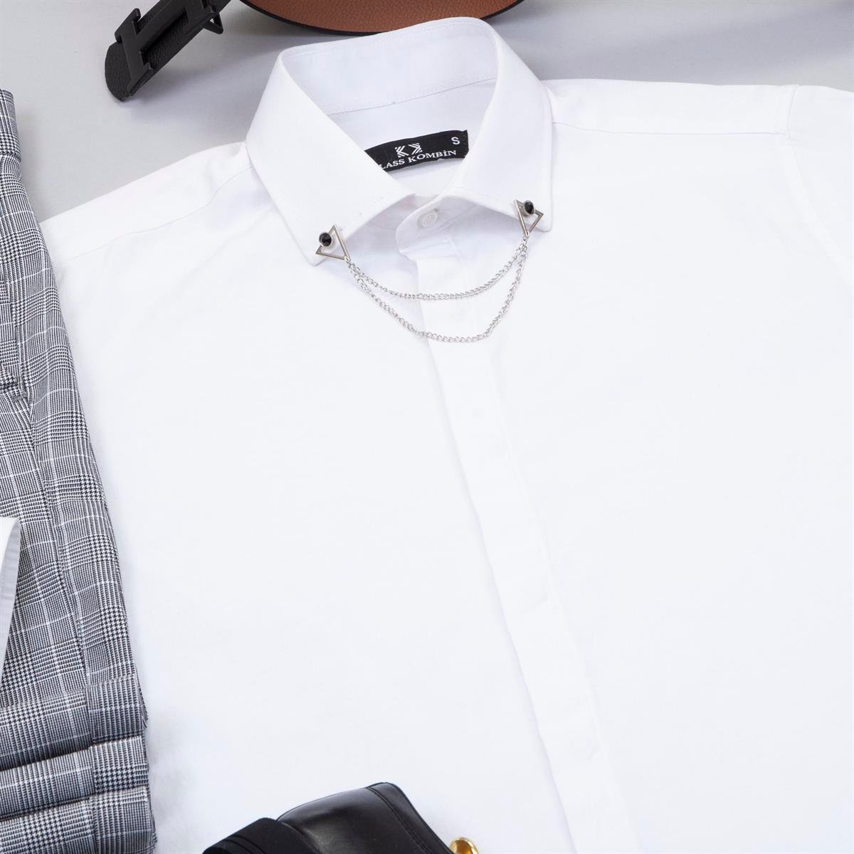 Gri Ekose Pantolon Beyaz Gömlek Ayakkabı Kombin