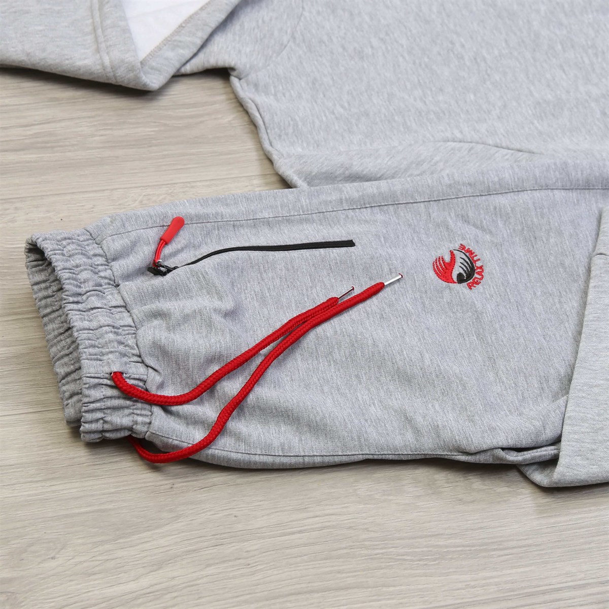 Gri Eşofman Altı Kapşonlu Sweat Kombini