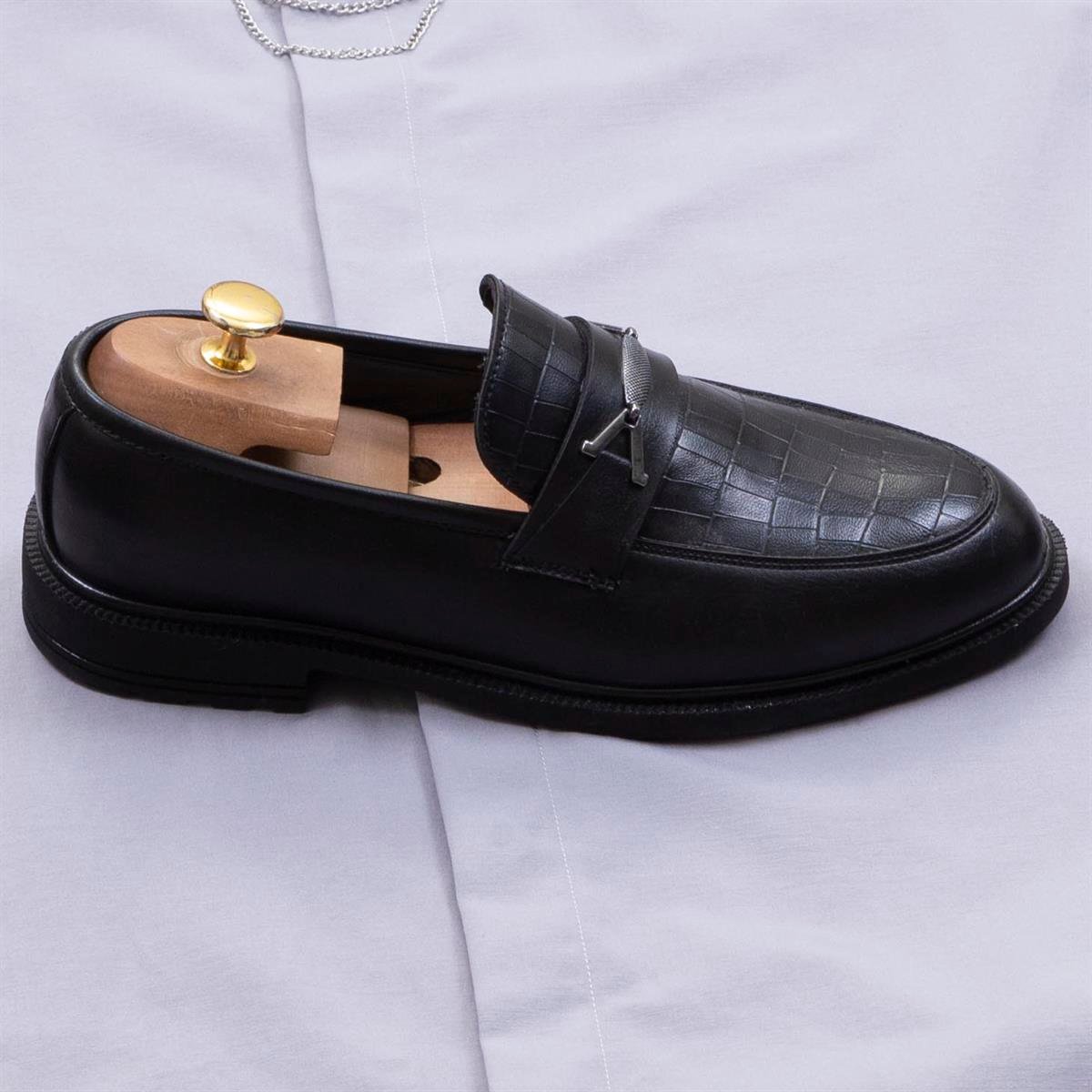 Gri Gömlek Pantolon Ayakkabı Kombin