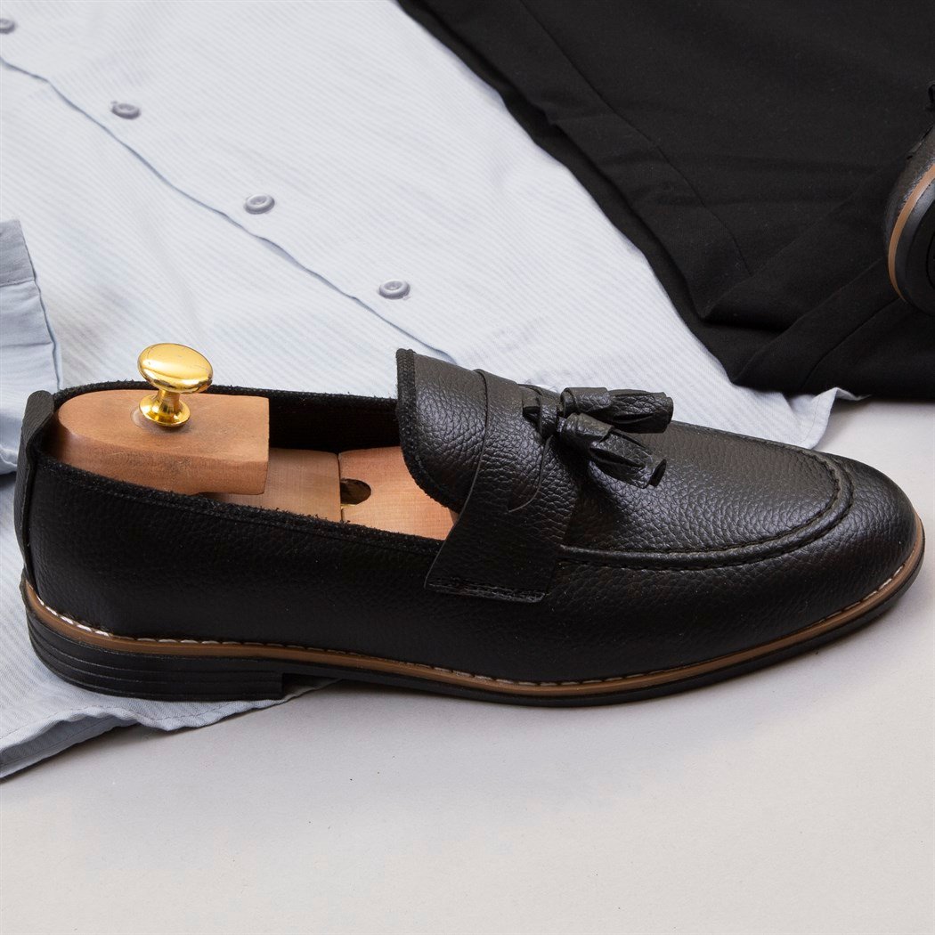 Gri Gömlek Pantolon Ayakkabı Kombini 