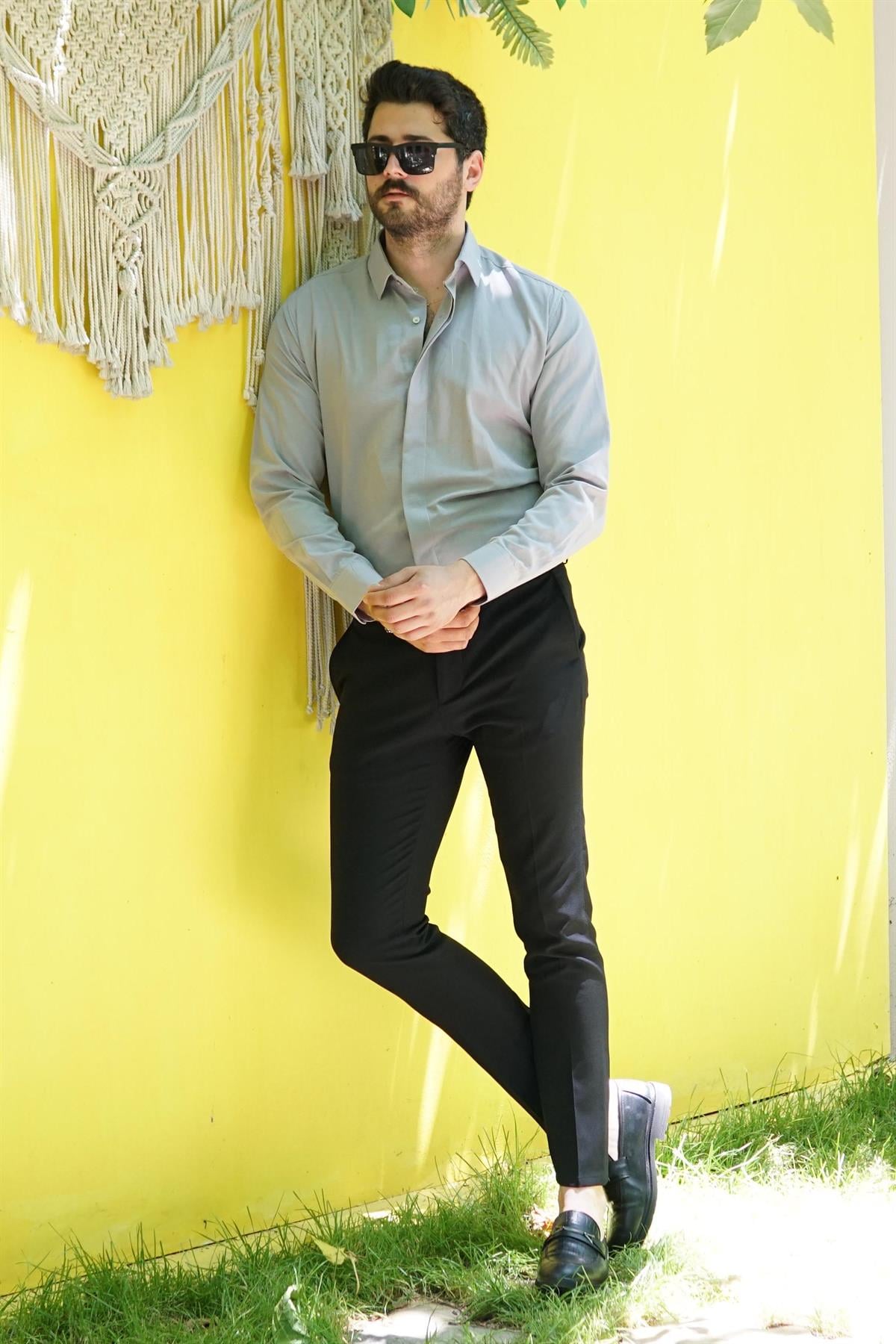 Gri Gömlekli Klasik Kombin