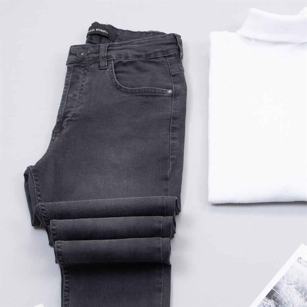 Gri Kaşe Ceket Boğazlı Kazak Pantolon Ayakkabı Kombin